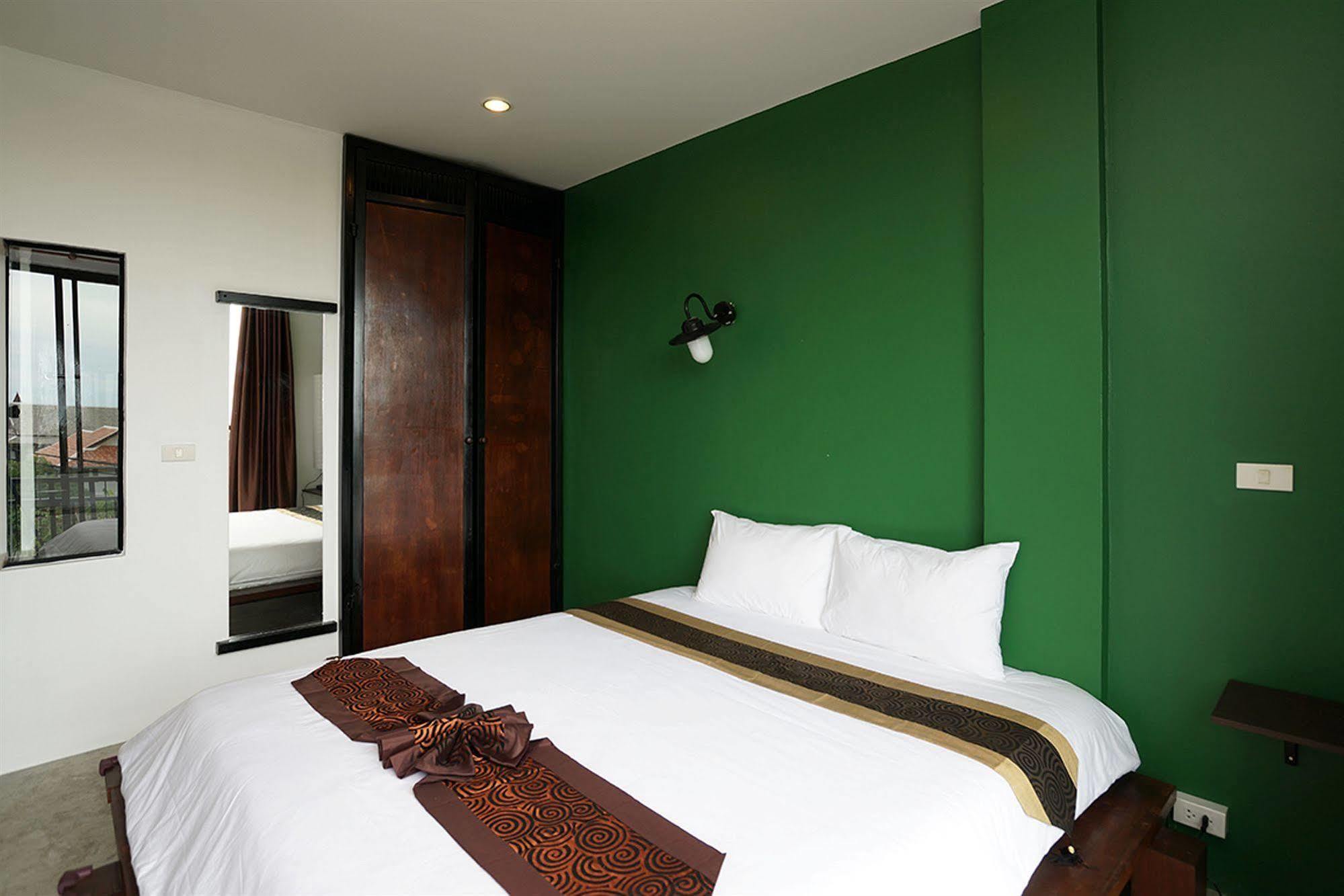 Hotel Raya Boutique
