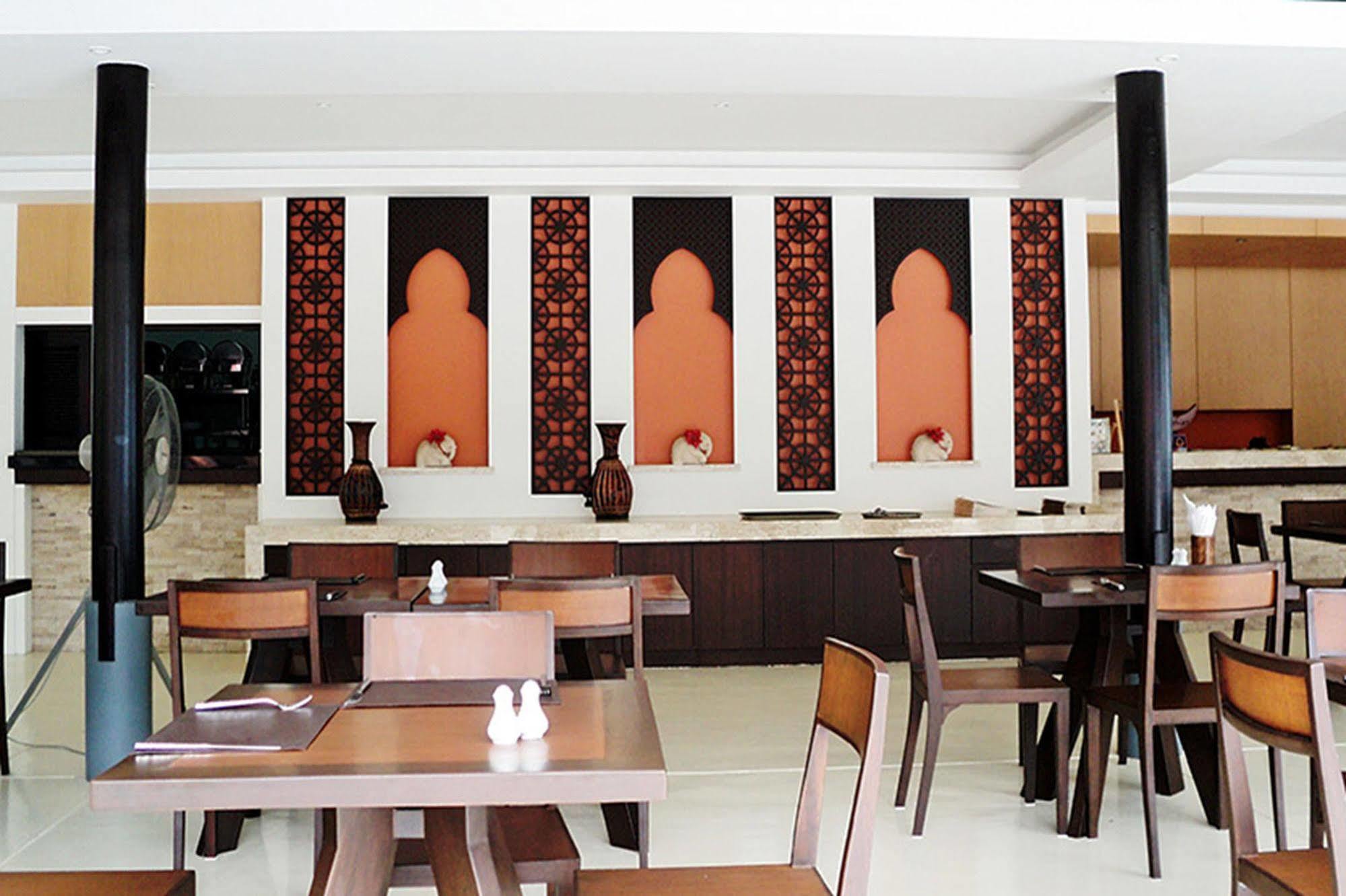 Iyara And Plaza 4* Chaweng