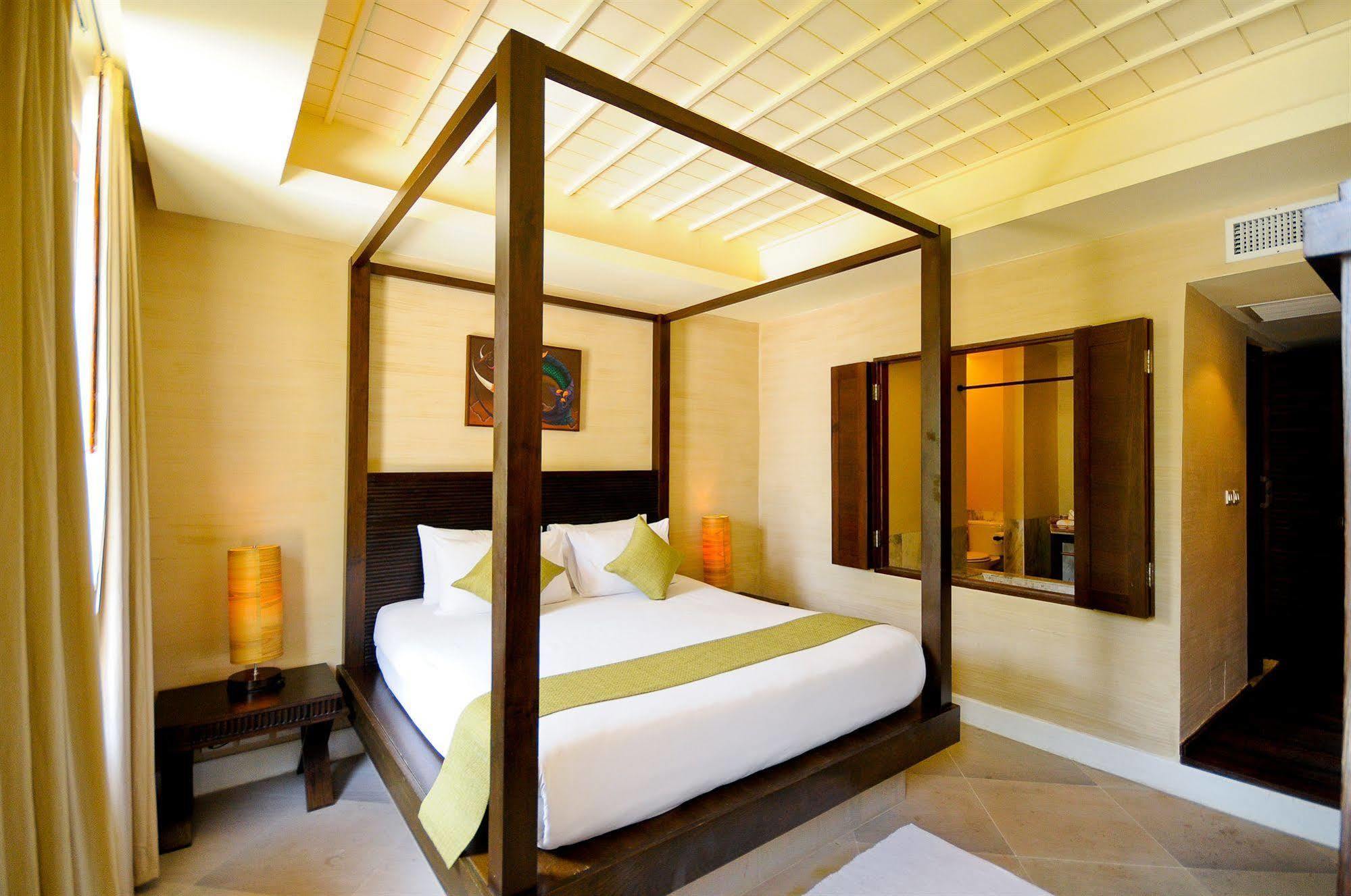 Iyara And Plaza 4* Chaweng