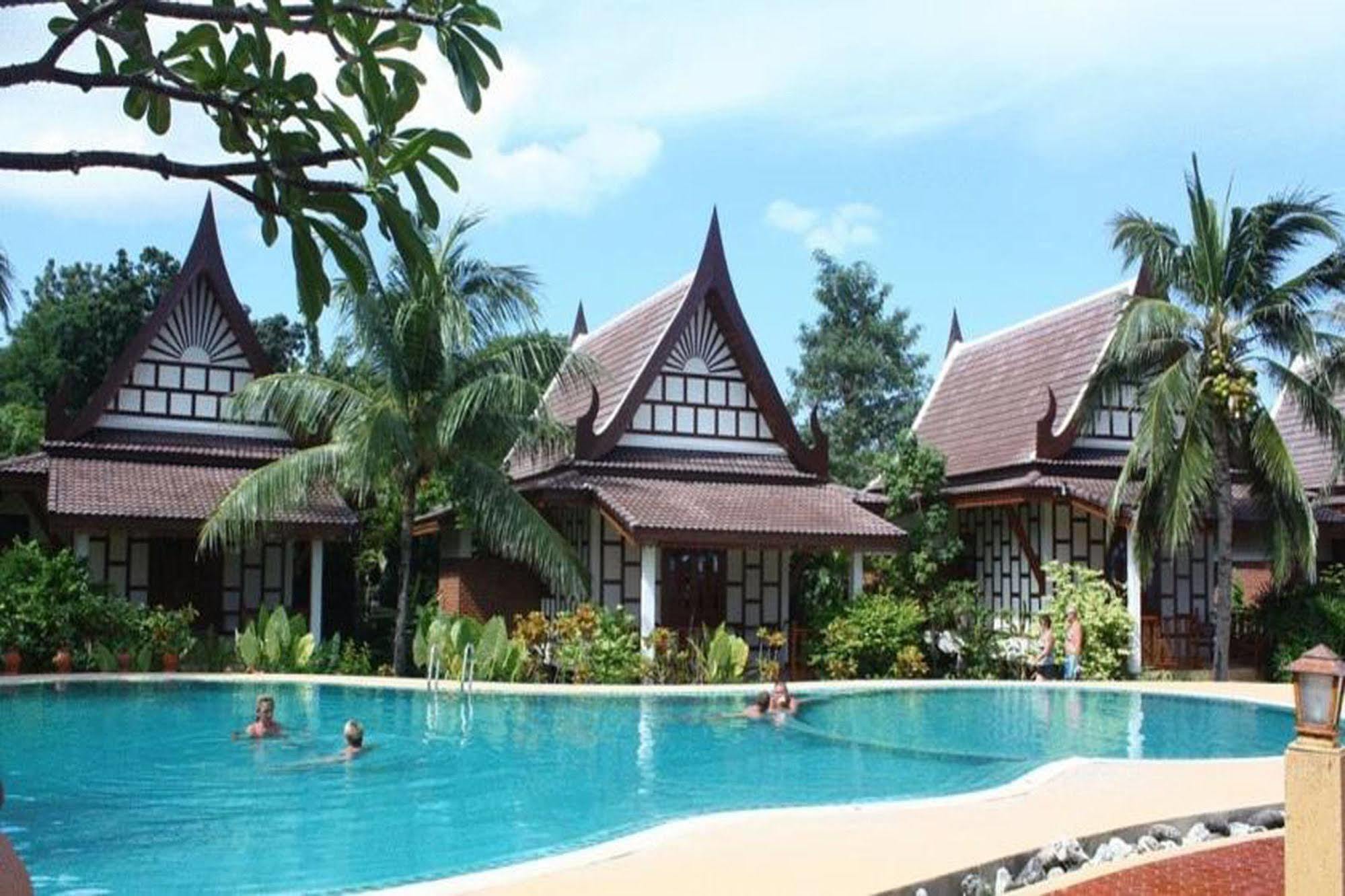 Thai Ayodhya And Station touristique