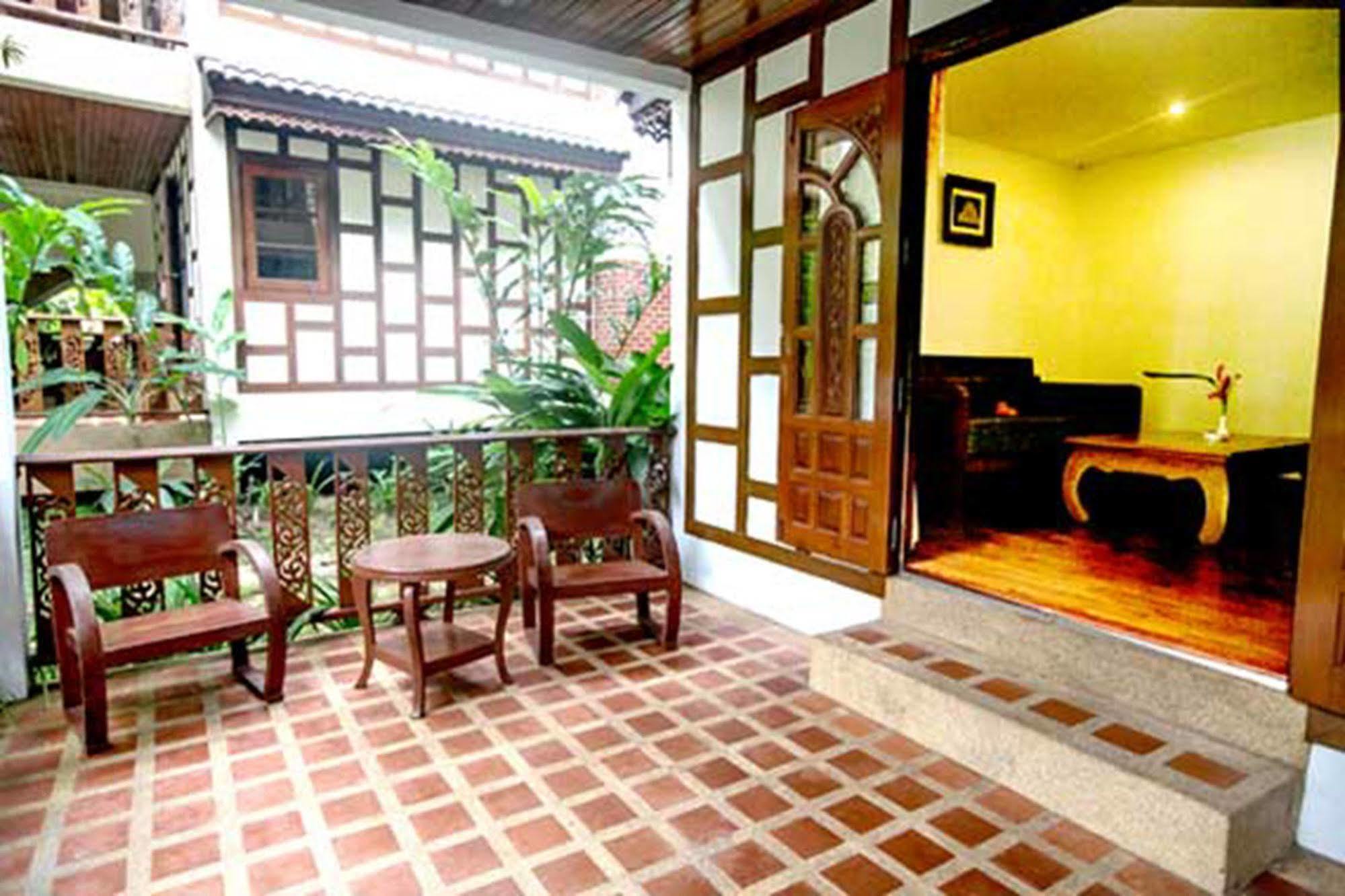 Thai Ayodhya And Station touristique 3*