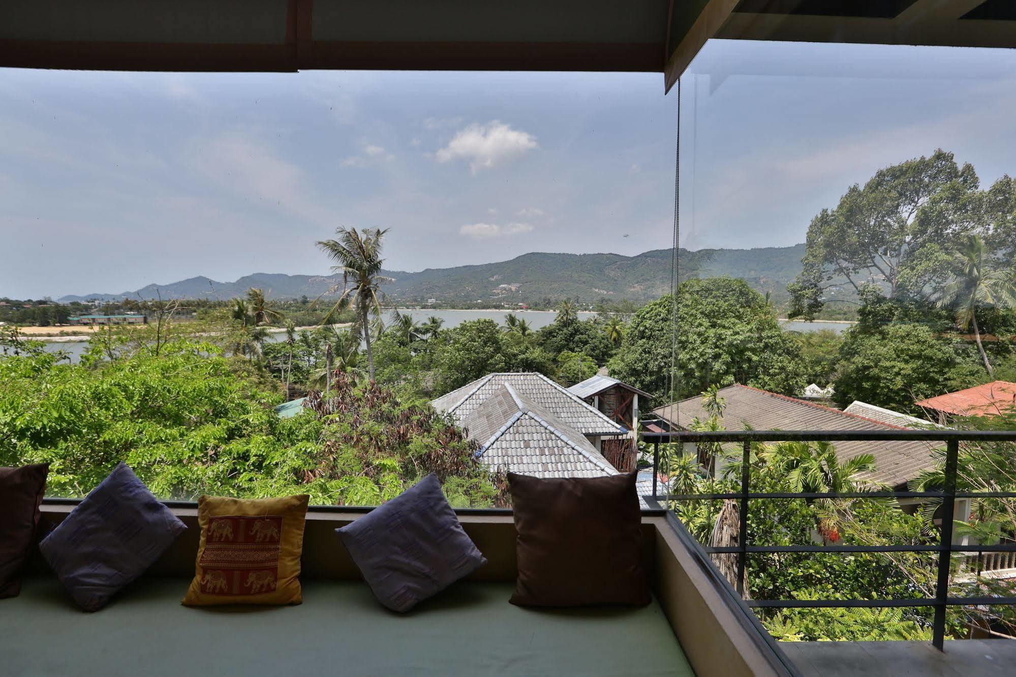 Resort Baan Khao Hua Jook