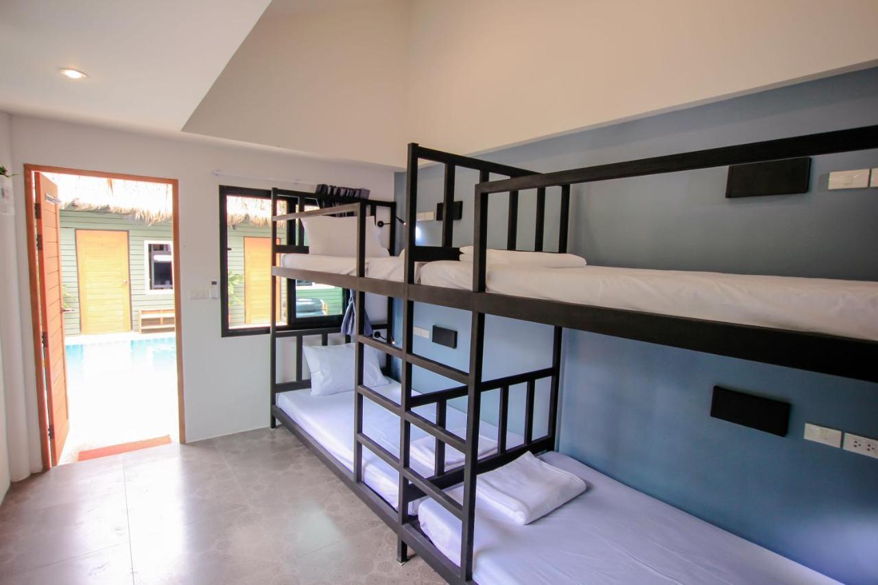 Bandon Bar & (adults Only) Hostel *