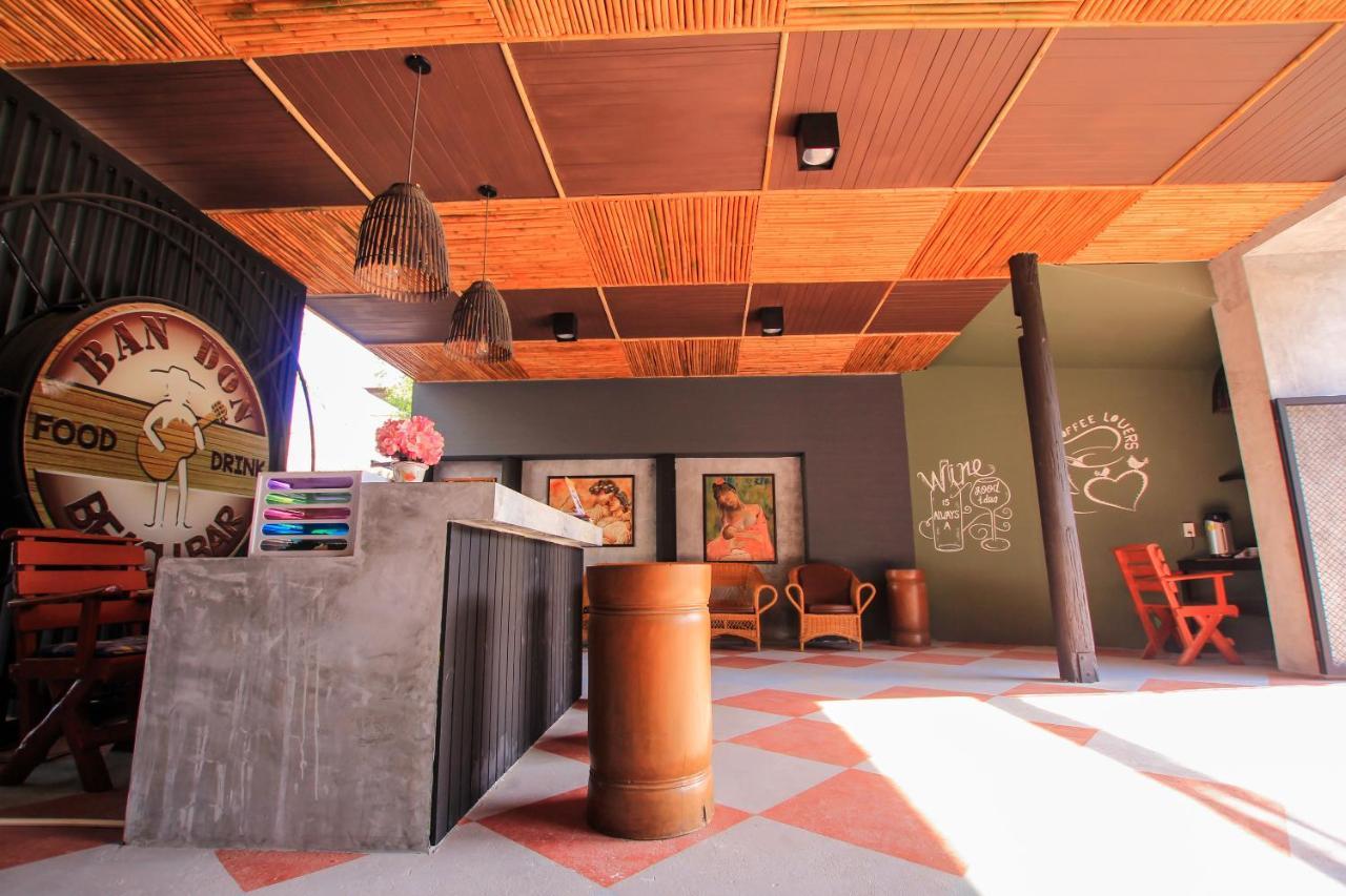 Hostel Bandon Bar & (adults Only) *