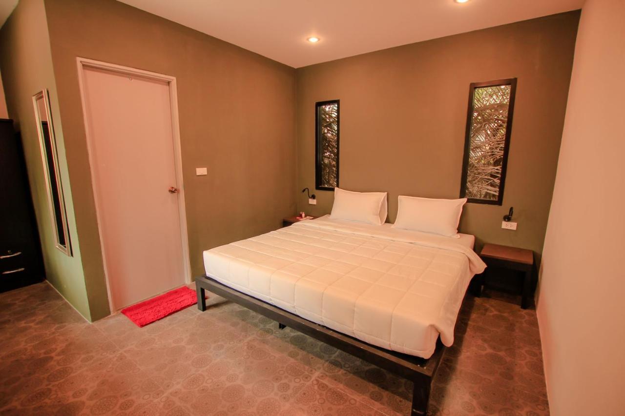 Hostel Bandon Bar & (adults Only)
