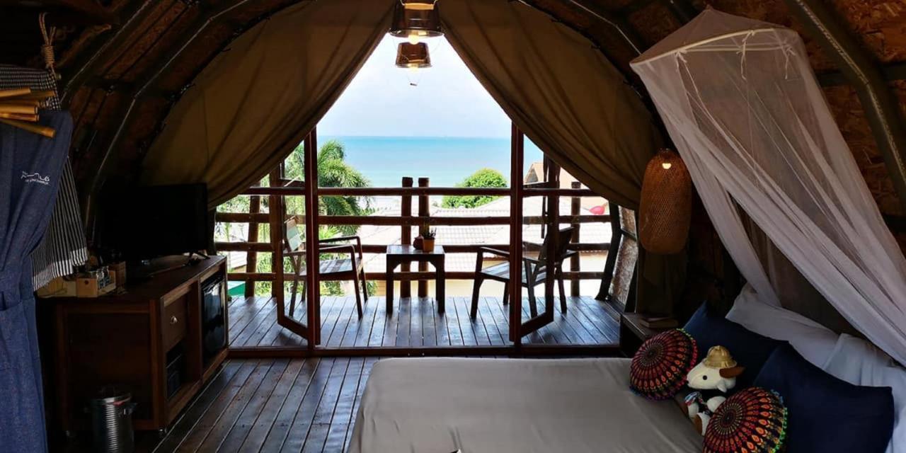 The Mud Bamboo Cafe And Beds Hotel Ban Bang Po