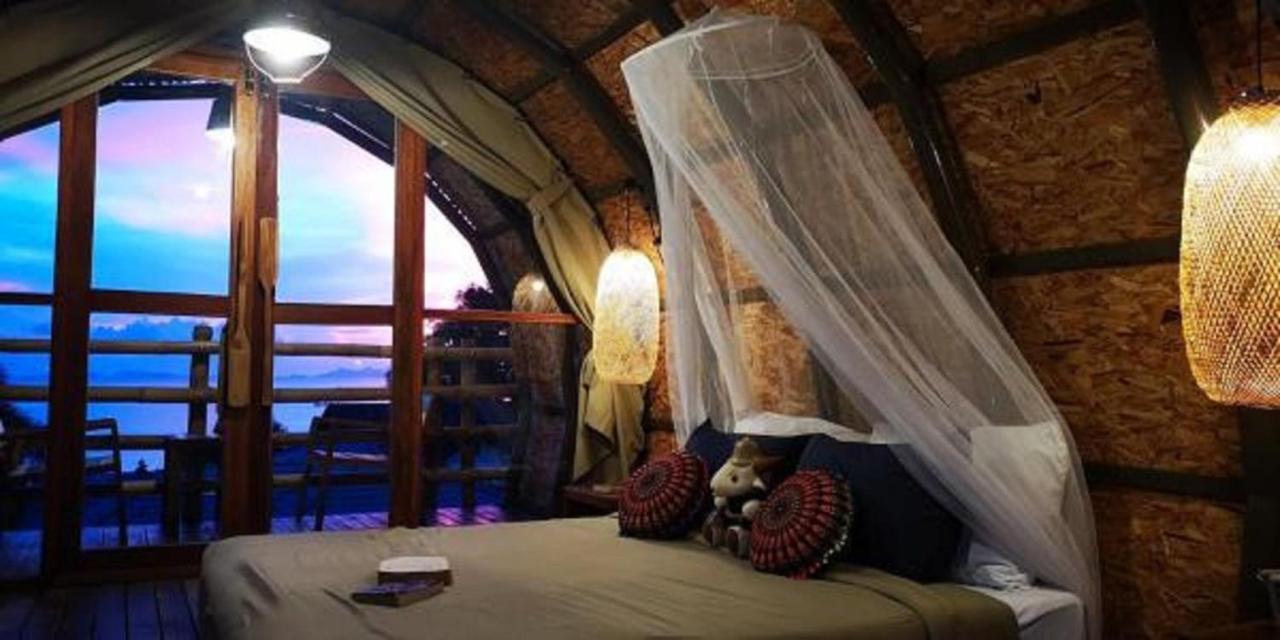Hotel The Mud Bamboo Cafe And Beds Ban Bang Po