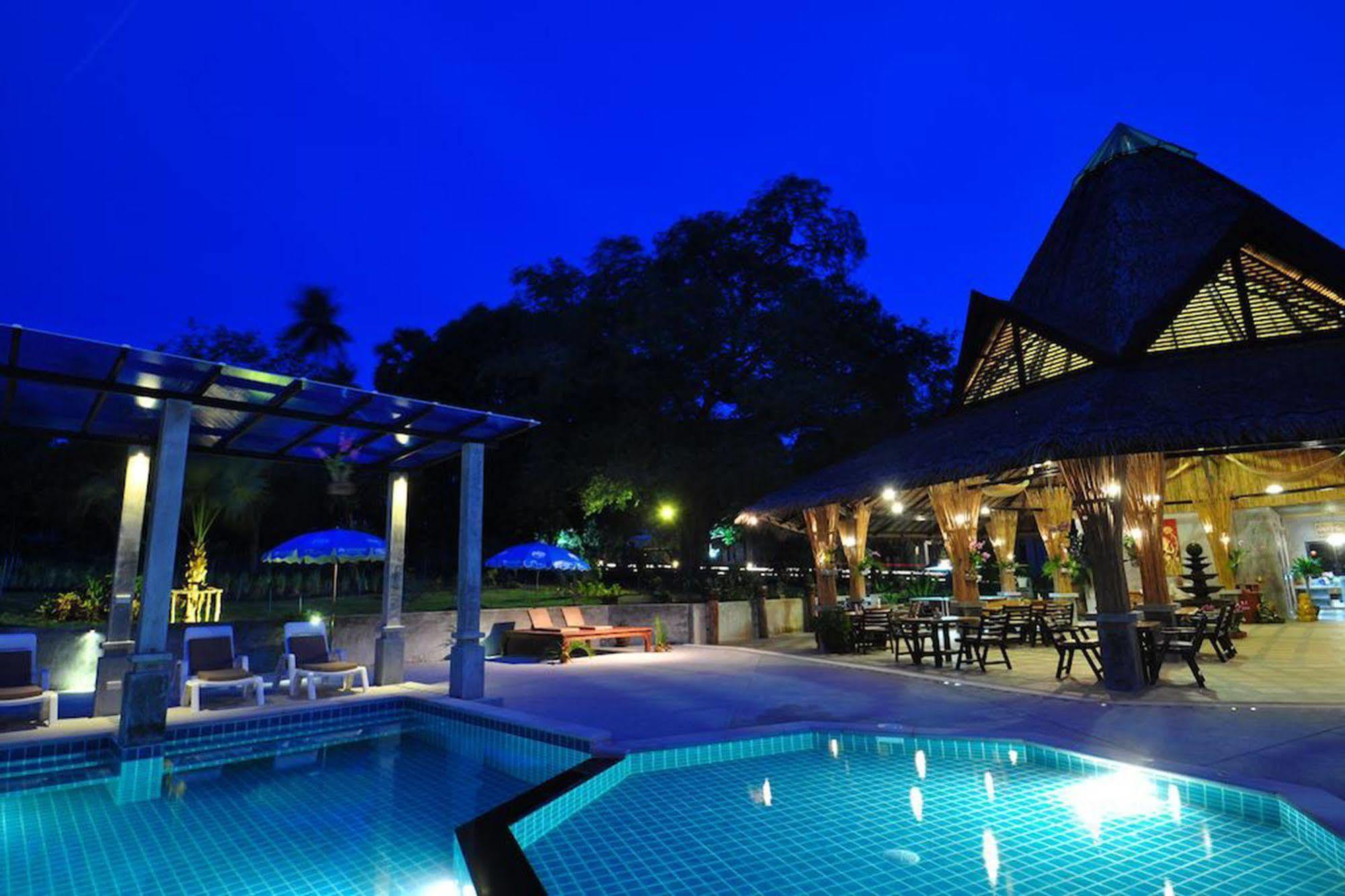 Samui Honey Tara 4*