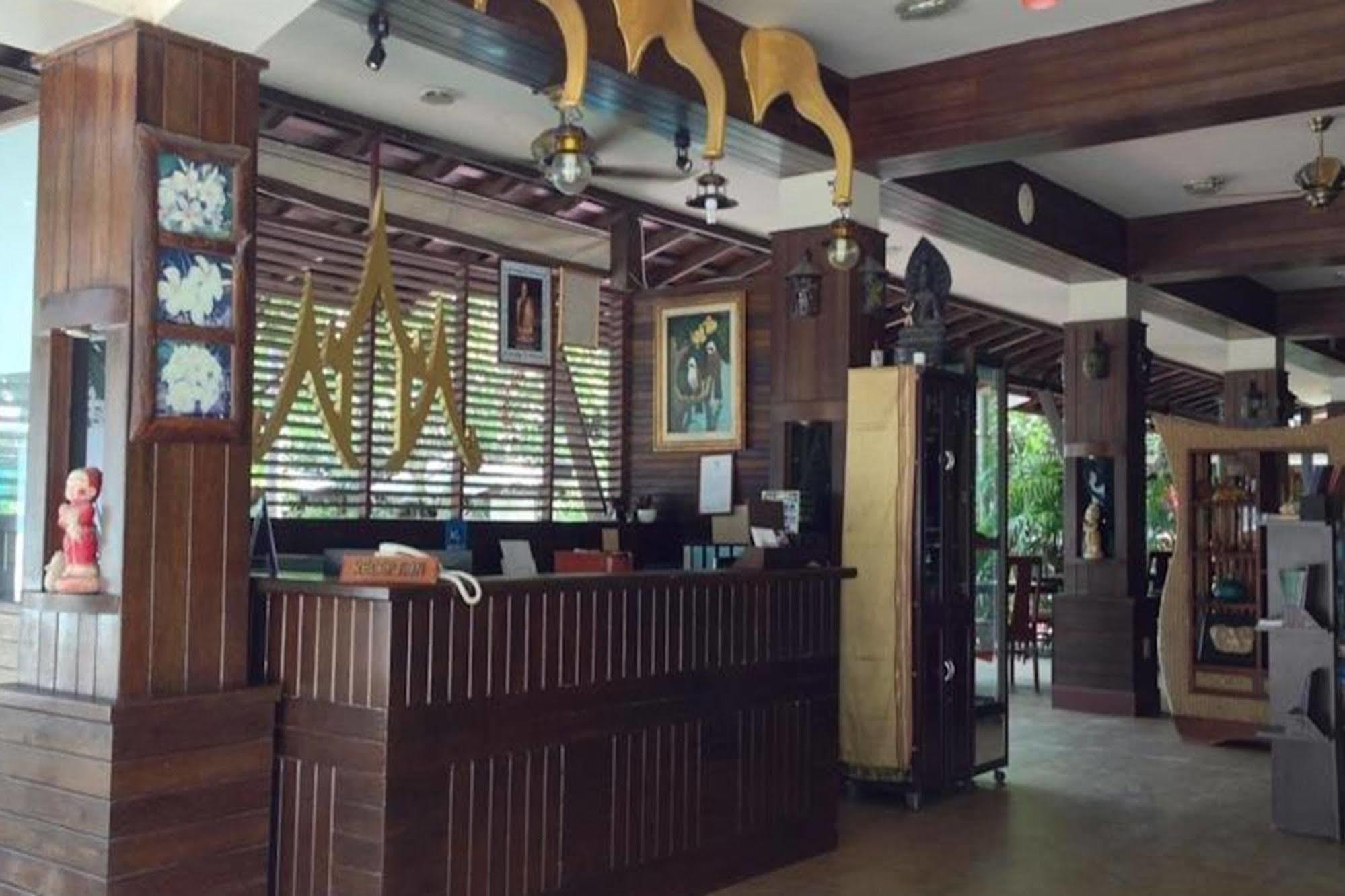 Grand Thai House Plage de Lamai