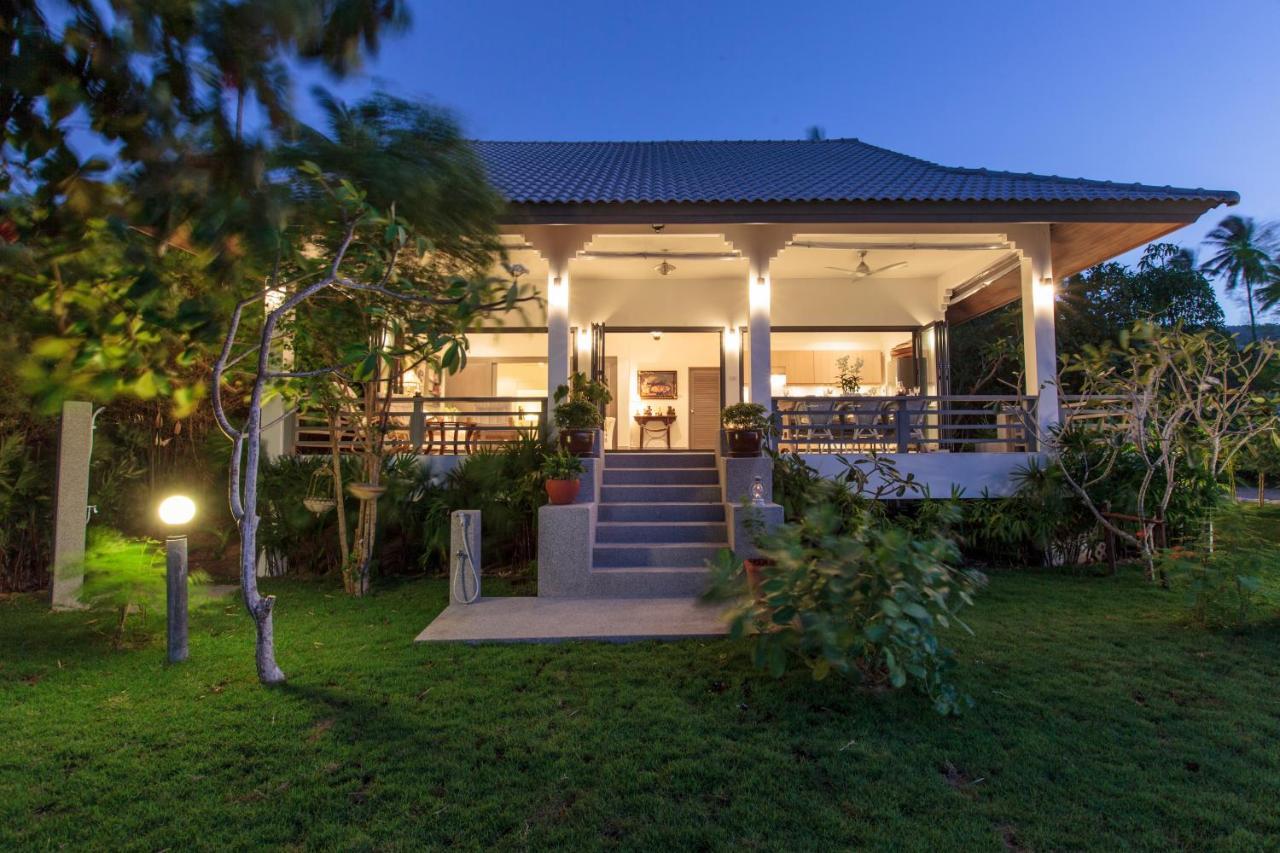 Tradewinds Beach House Pousada