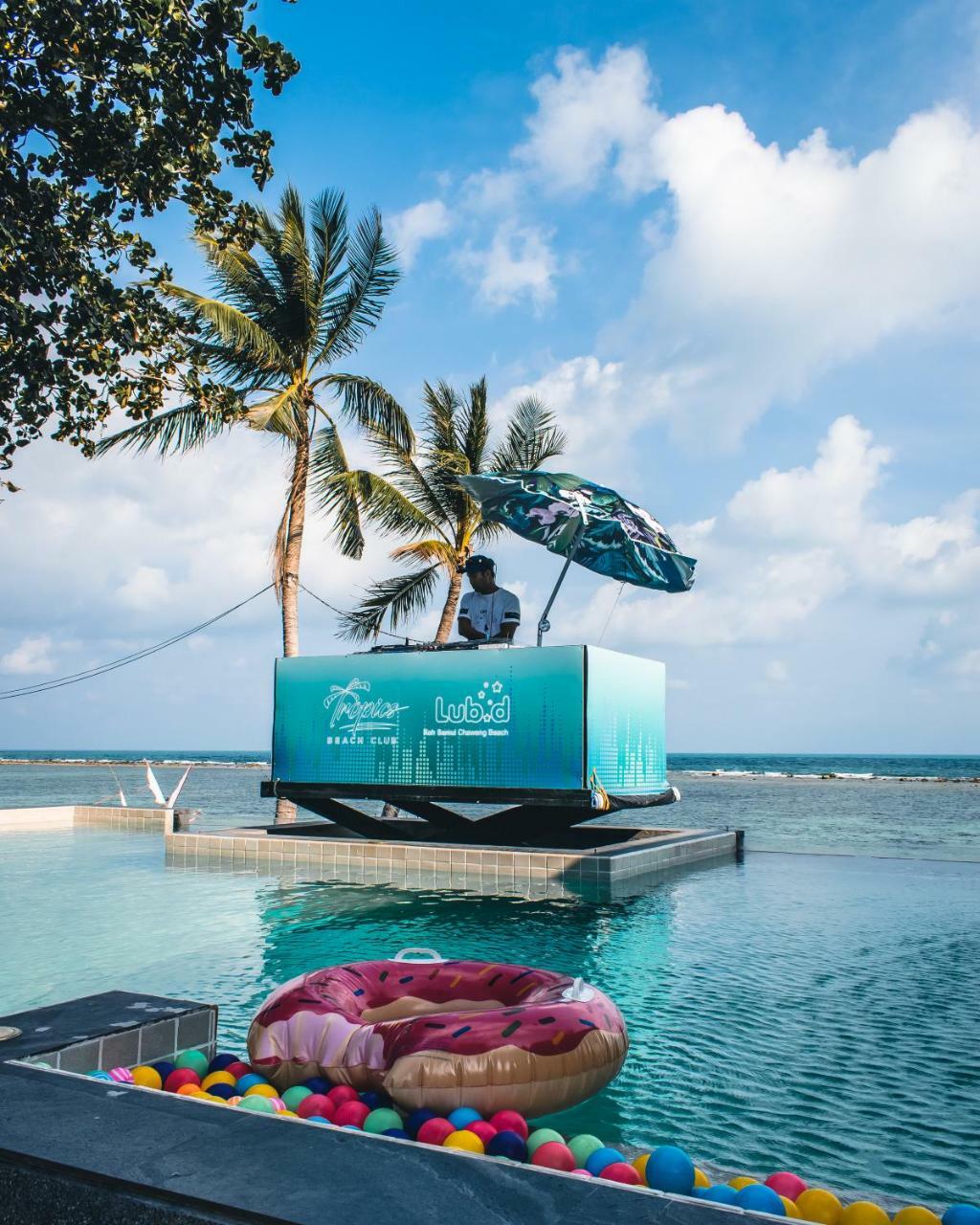 Hotel Lub D Chaweng - Beachfront & Vibrant Social Vibe