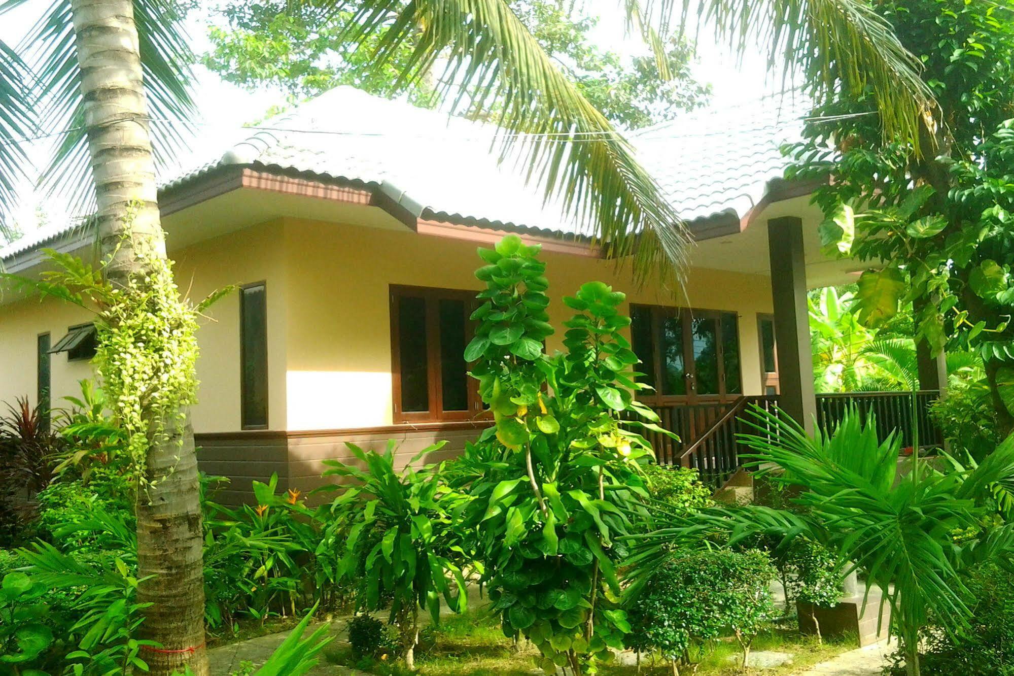 Villa Rasita Samui Mae Nam