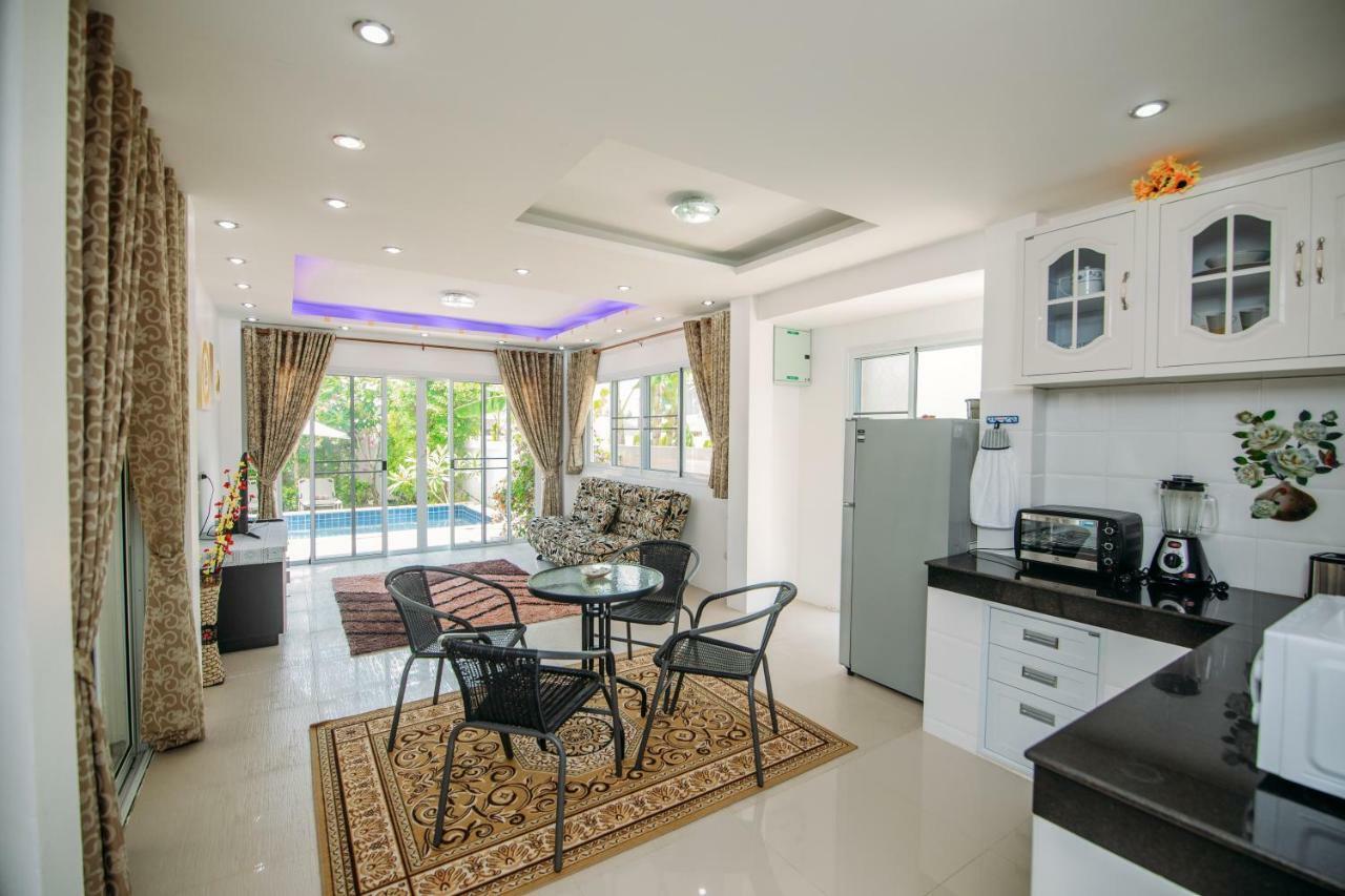 Alexandr J Co.ltd Villa *