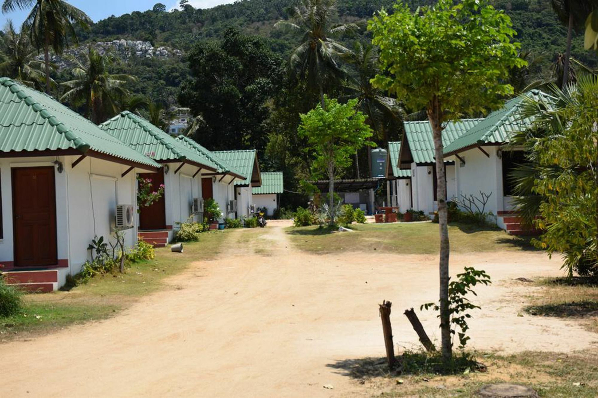 Resort Bangpo 2*