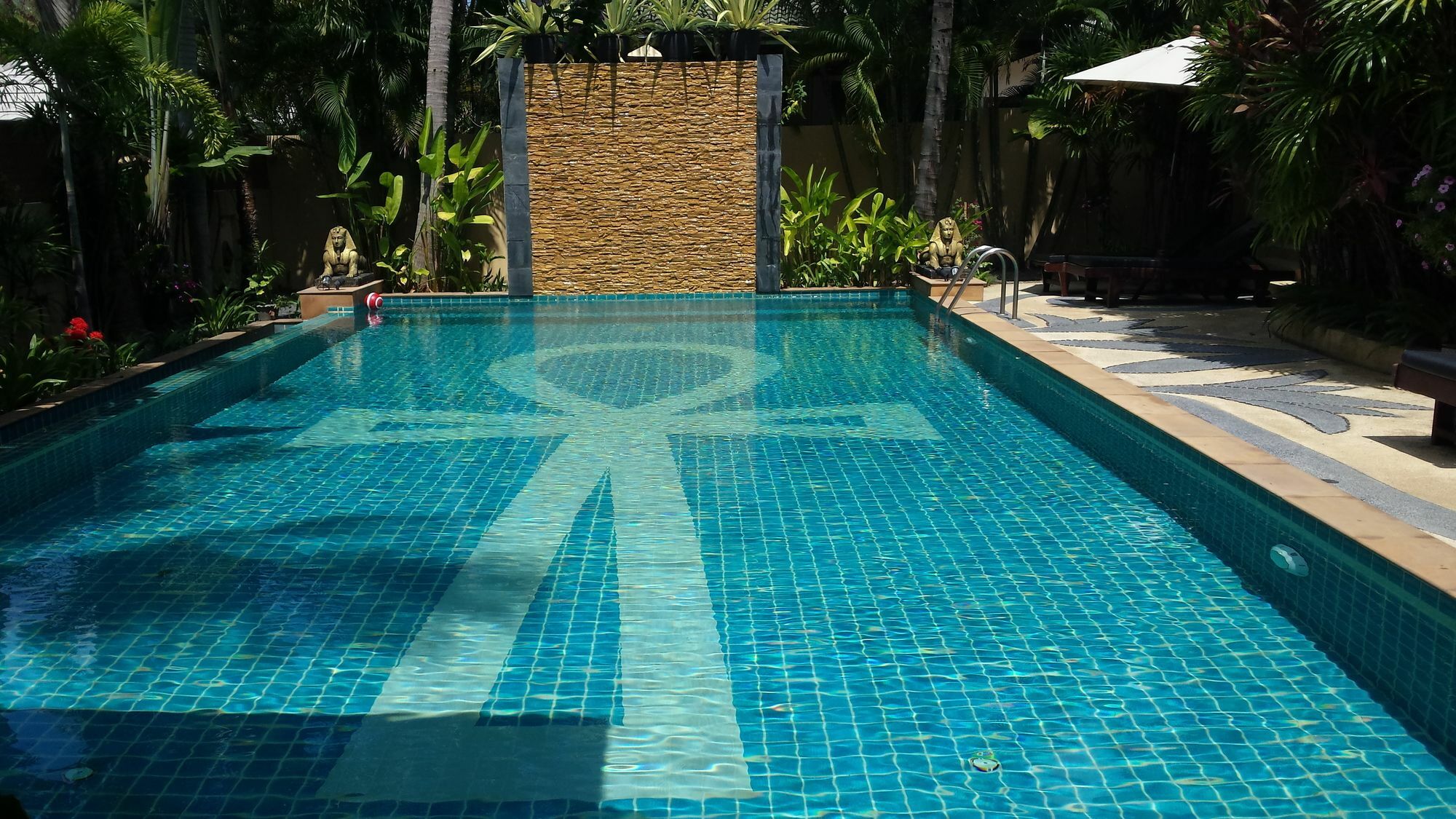 Baan Luxor Pousada *
