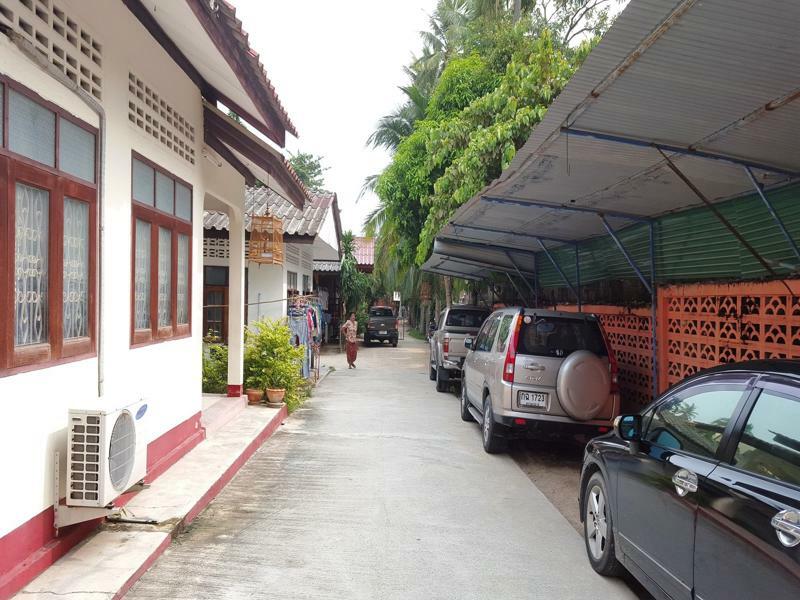 Best Beach Bungalows 2*