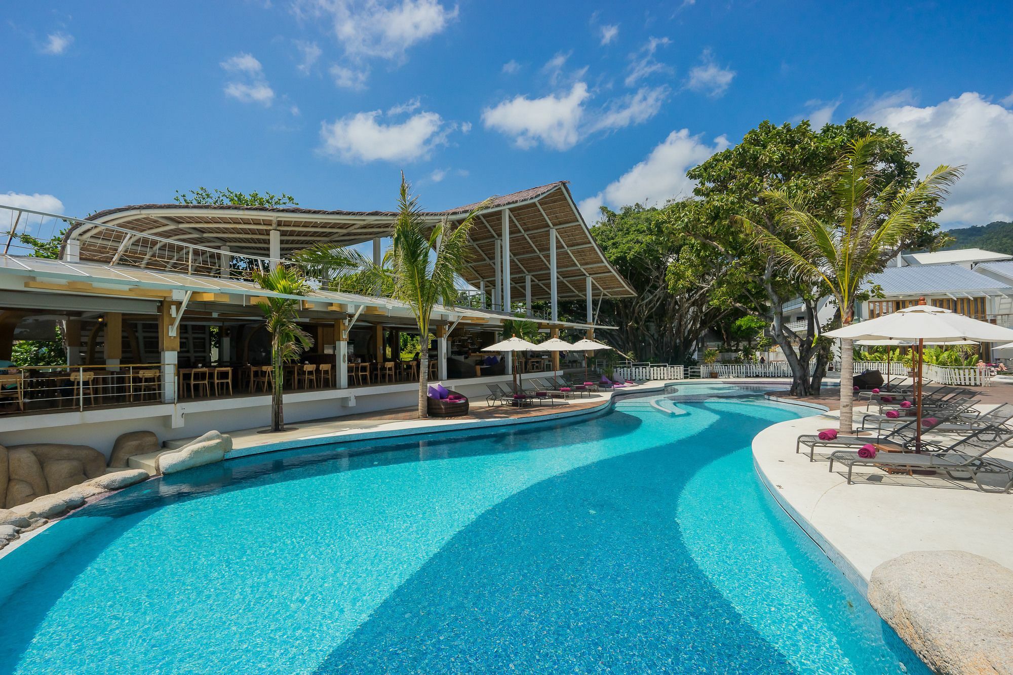White Samui Hotel