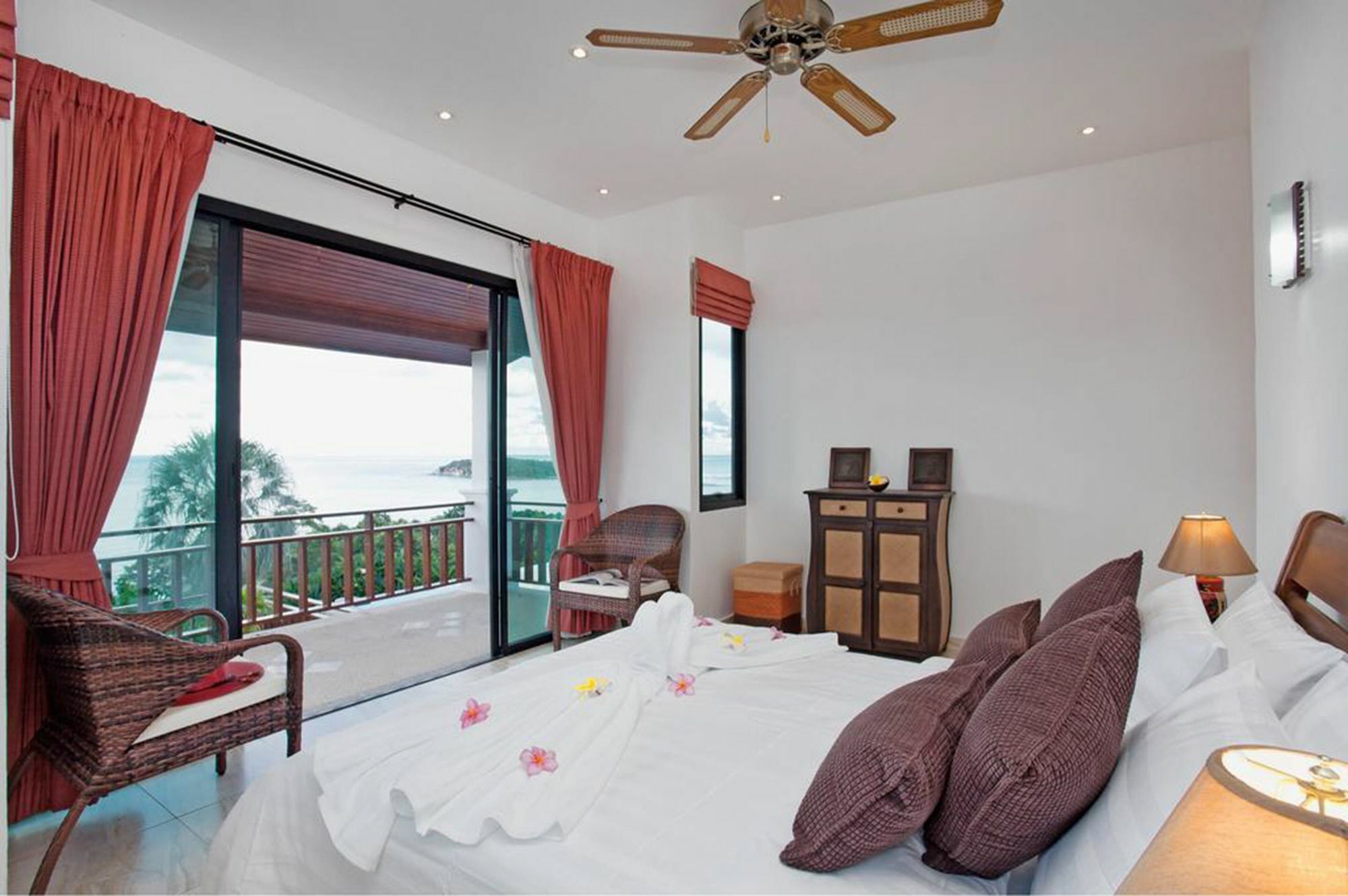 Sunrise Choengmon Villa