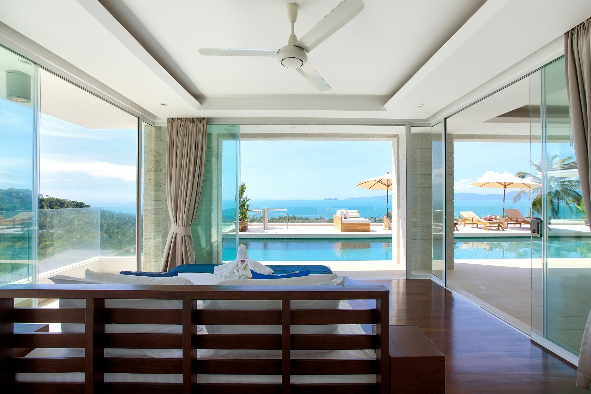Villa White Tiger - Contemporary Sea View *