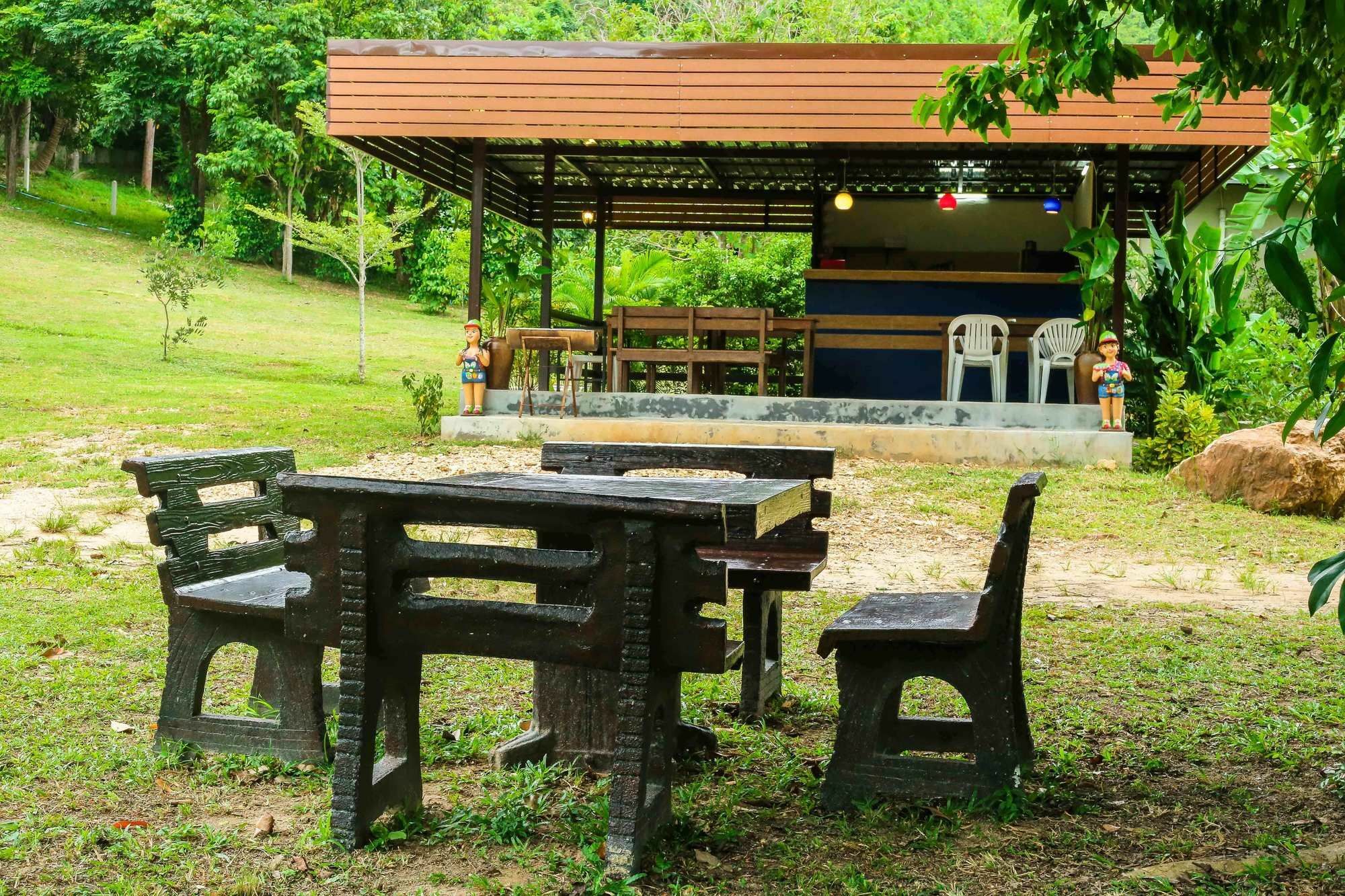 Bang Po Hut Resort 3*
