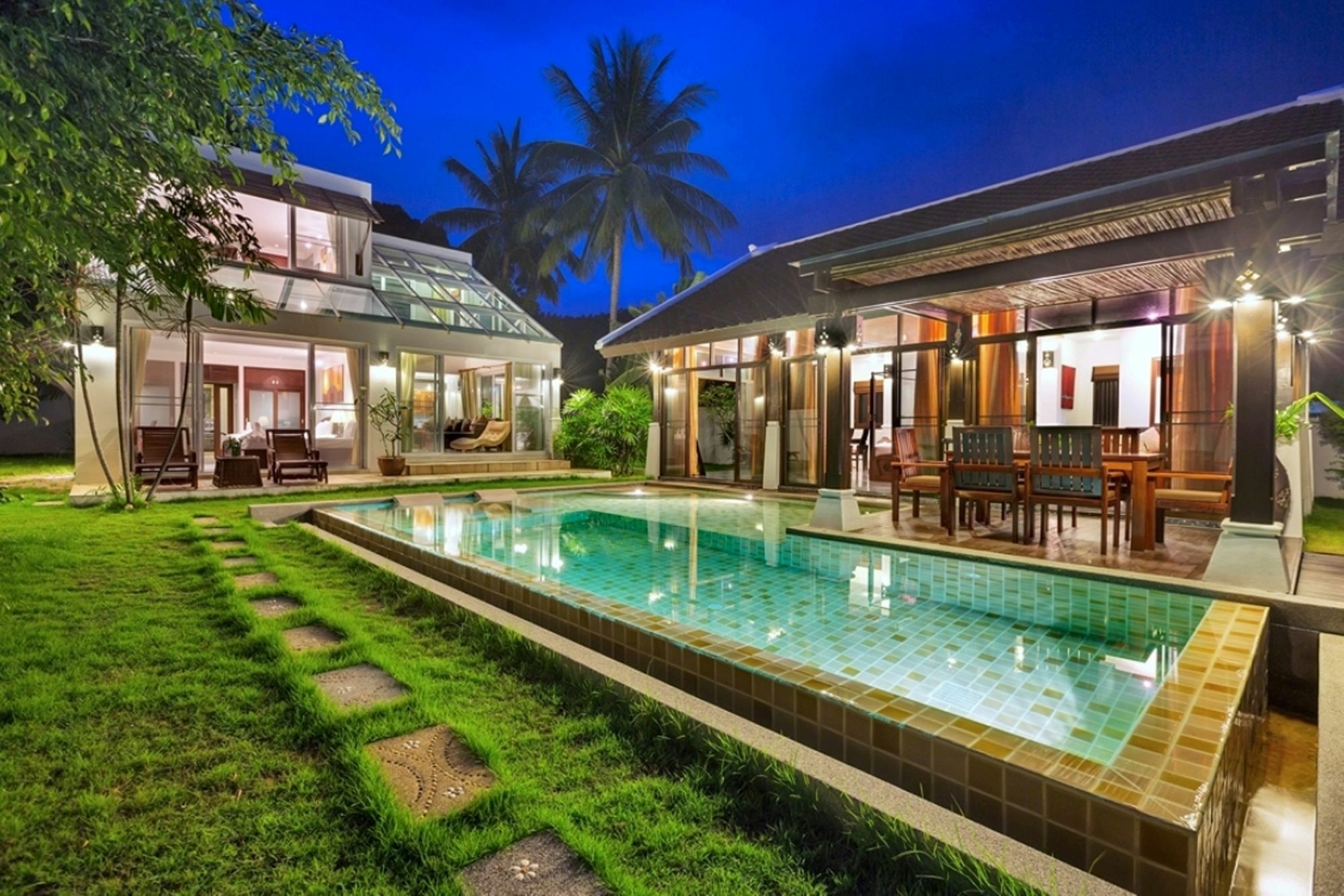 Emerald Sands - Front 4 Bed Pool Villa *