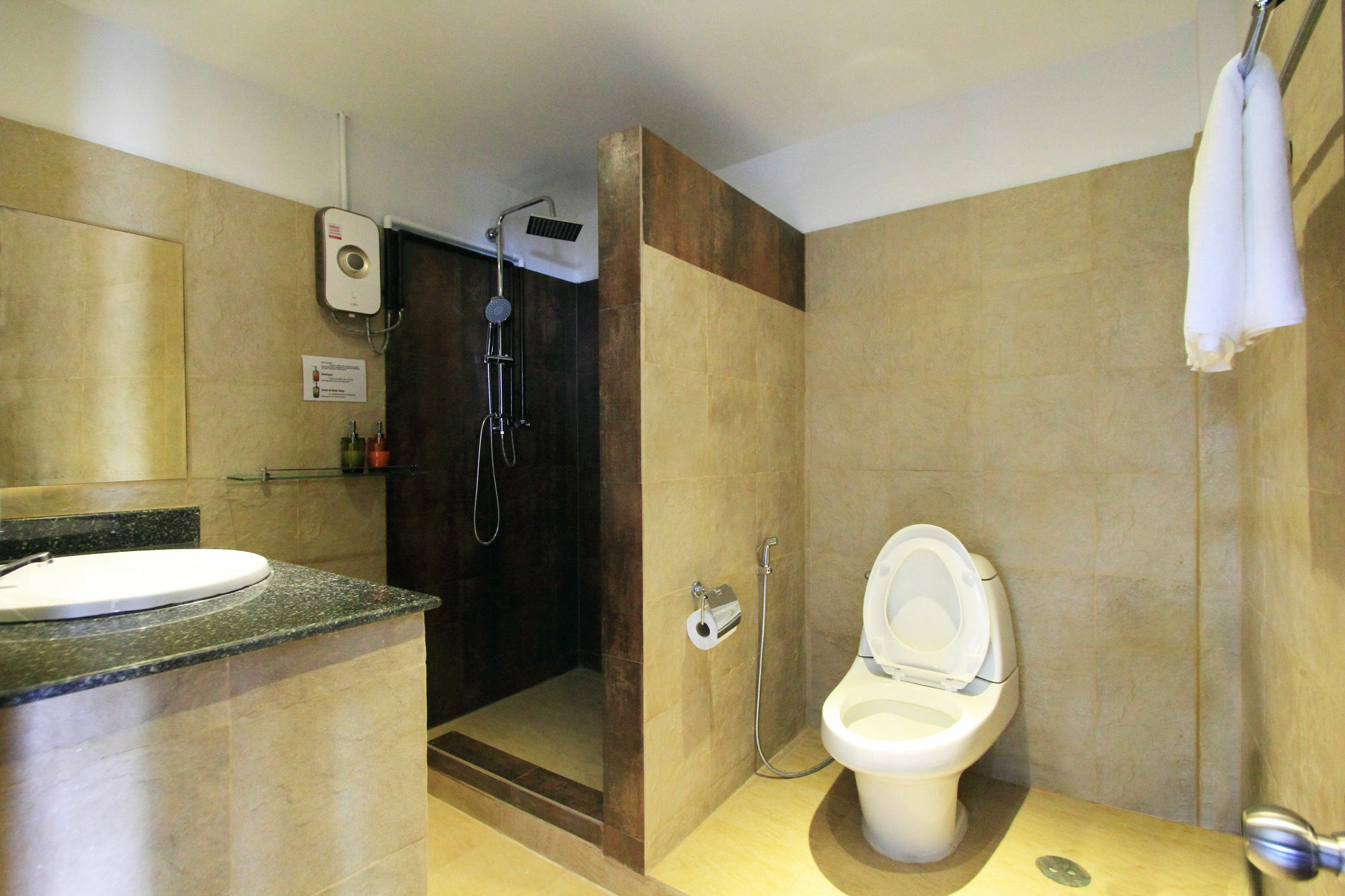 Samui Hotel 3*
