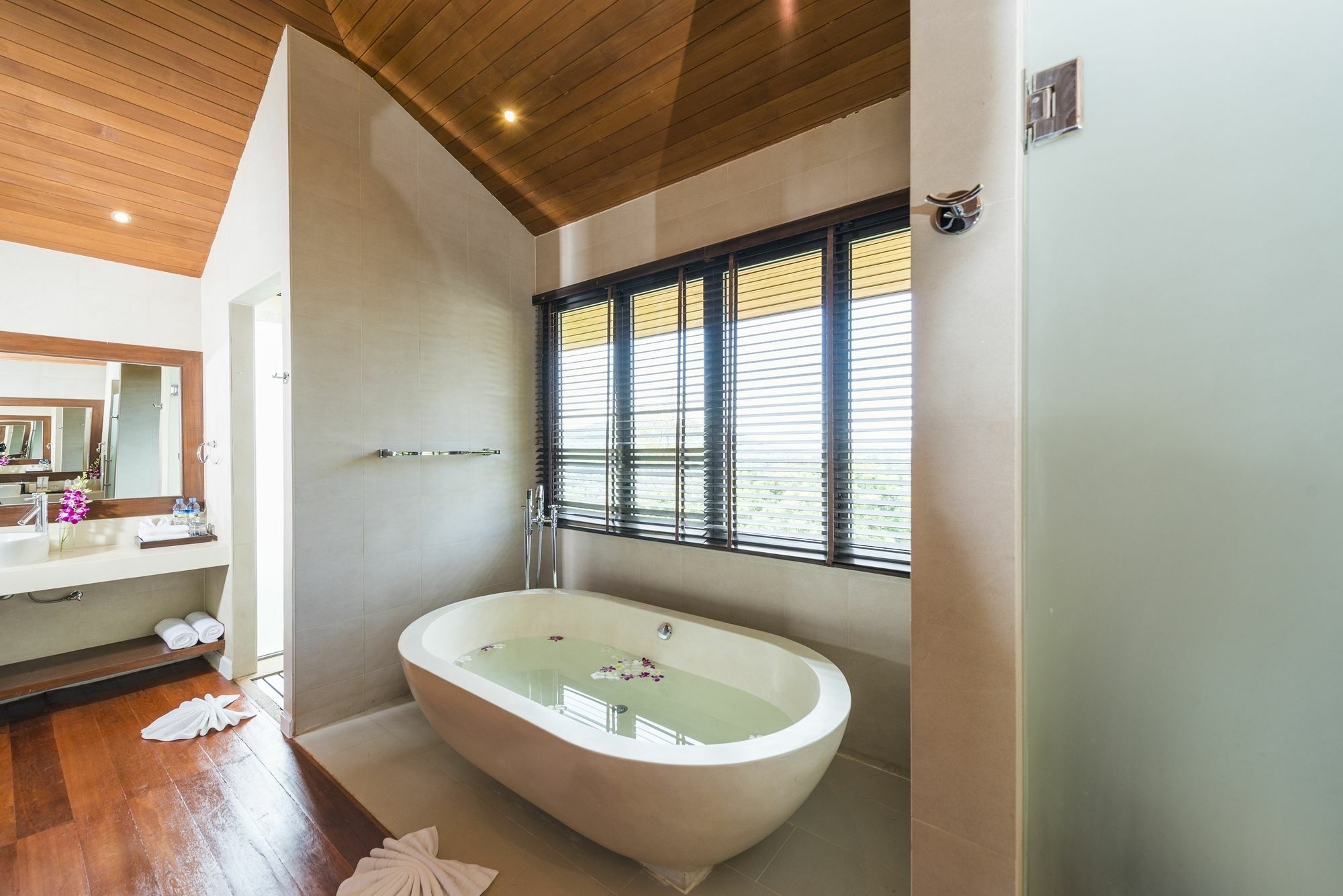 Baan Ling Noi Vila