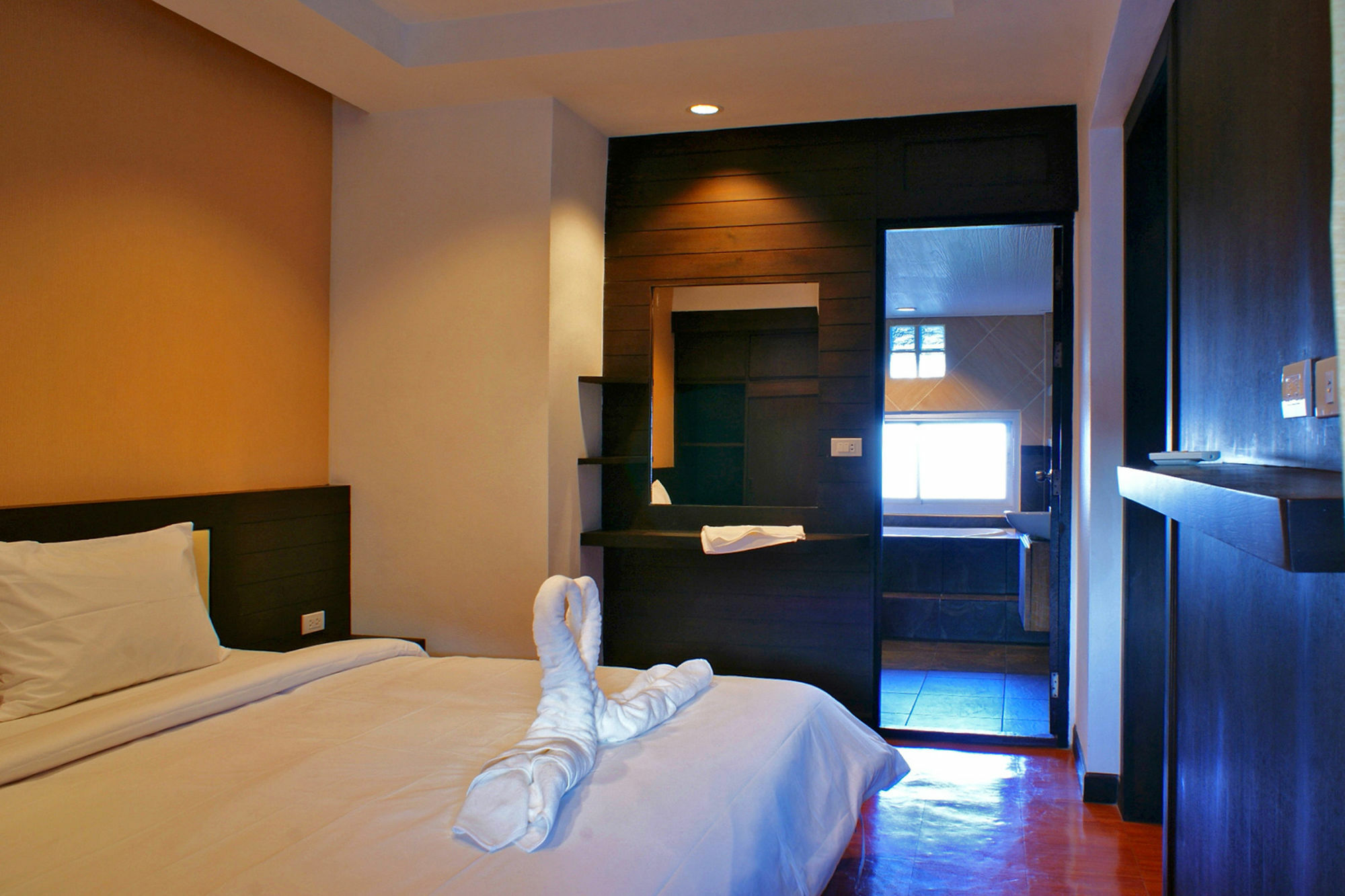 V Samui Aparthotel