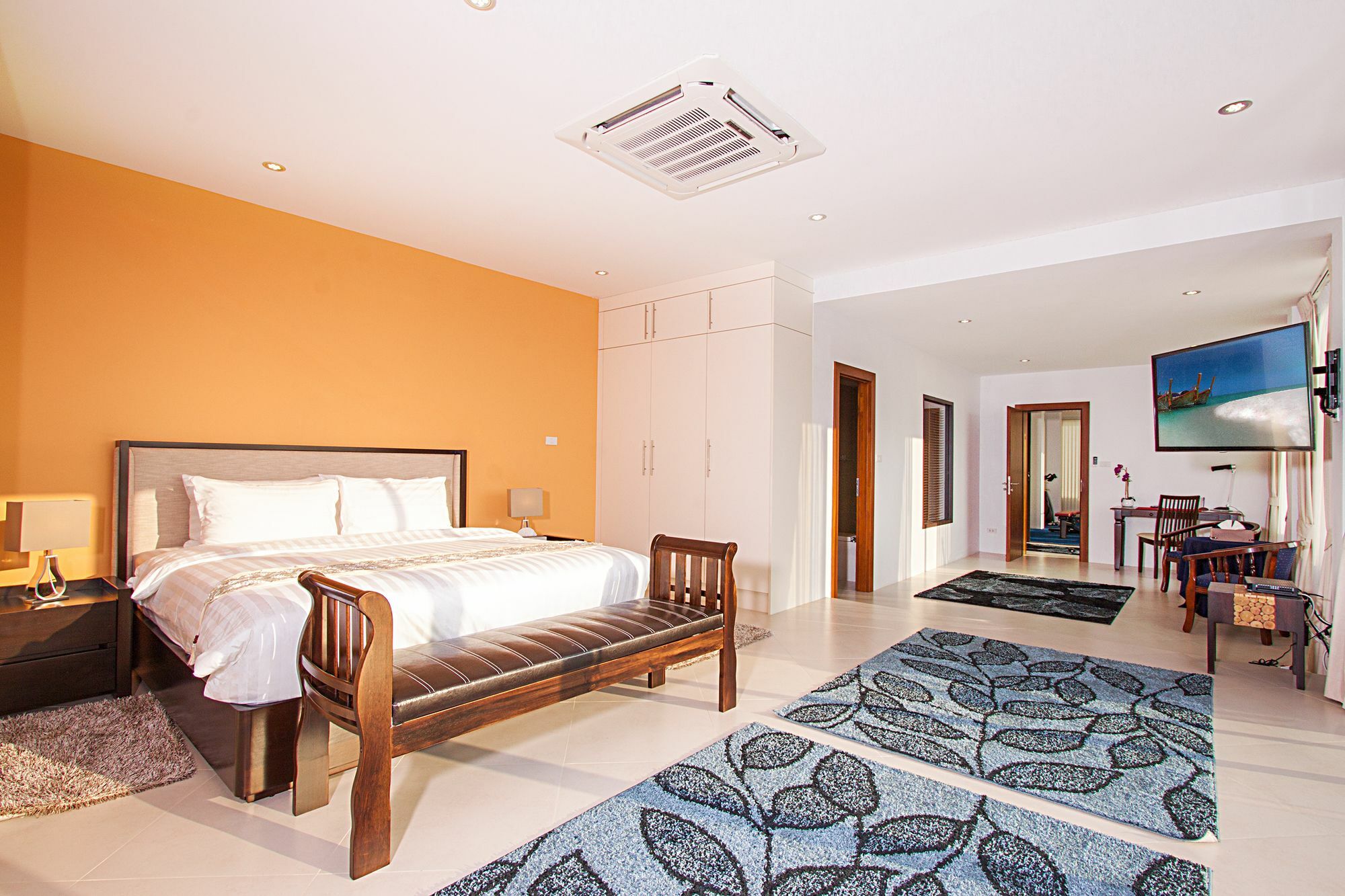 Ram Phai Villa *