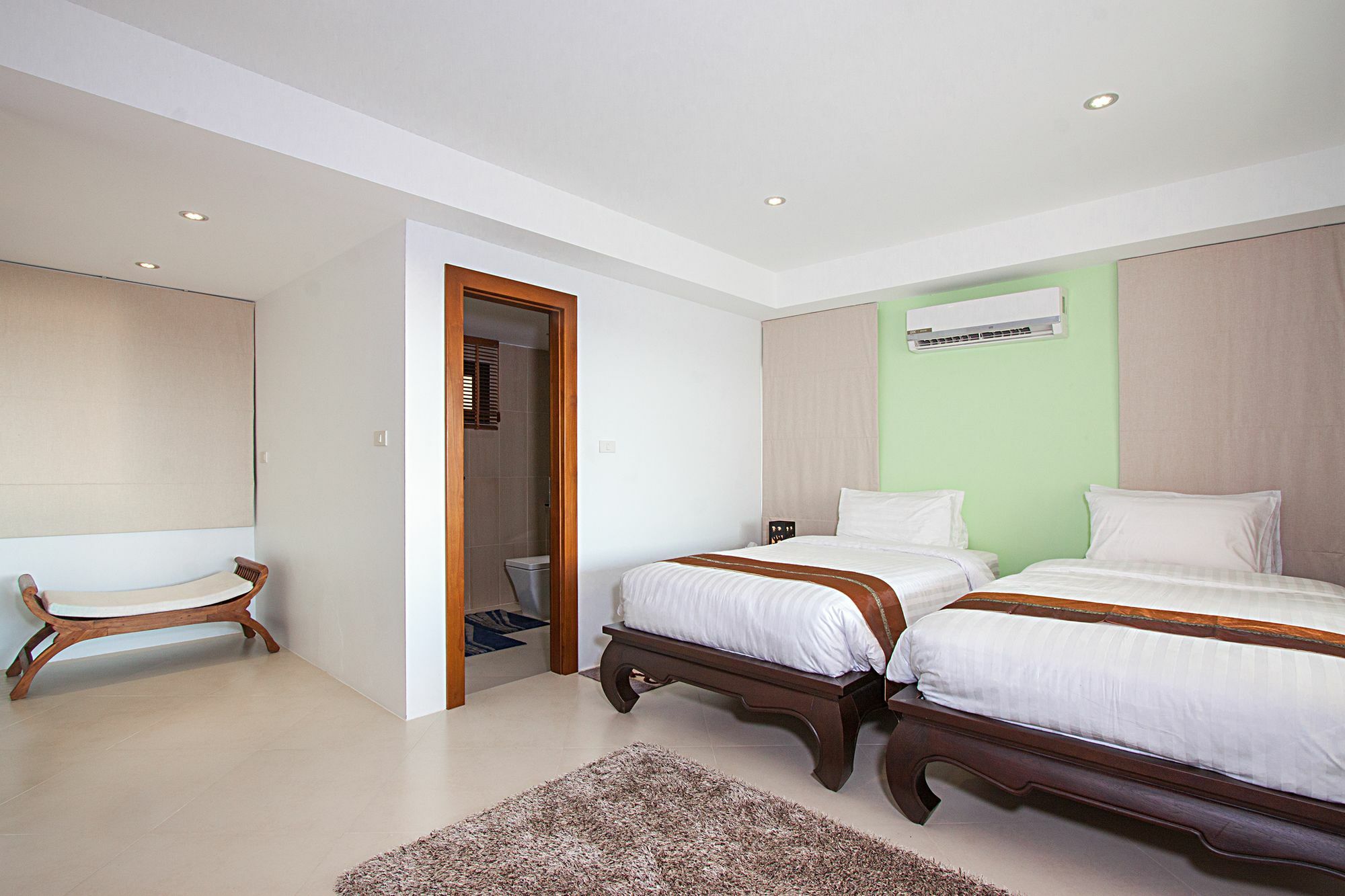 Ram Phai Villa *