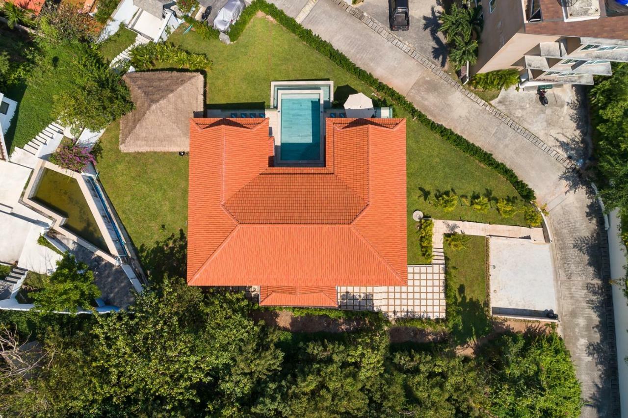 Heaven Tongson Bay Villa