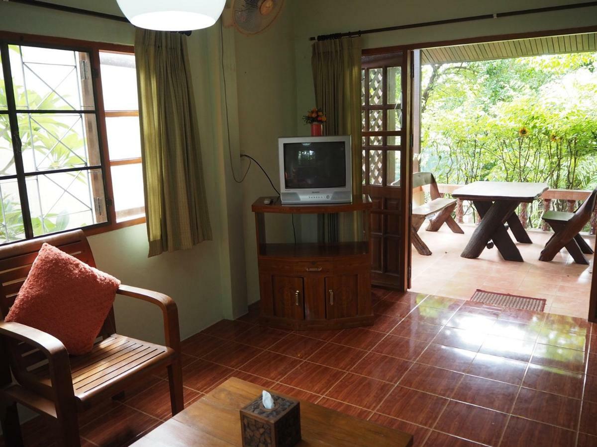 Resort Baan Sala Lung Dam 2*
