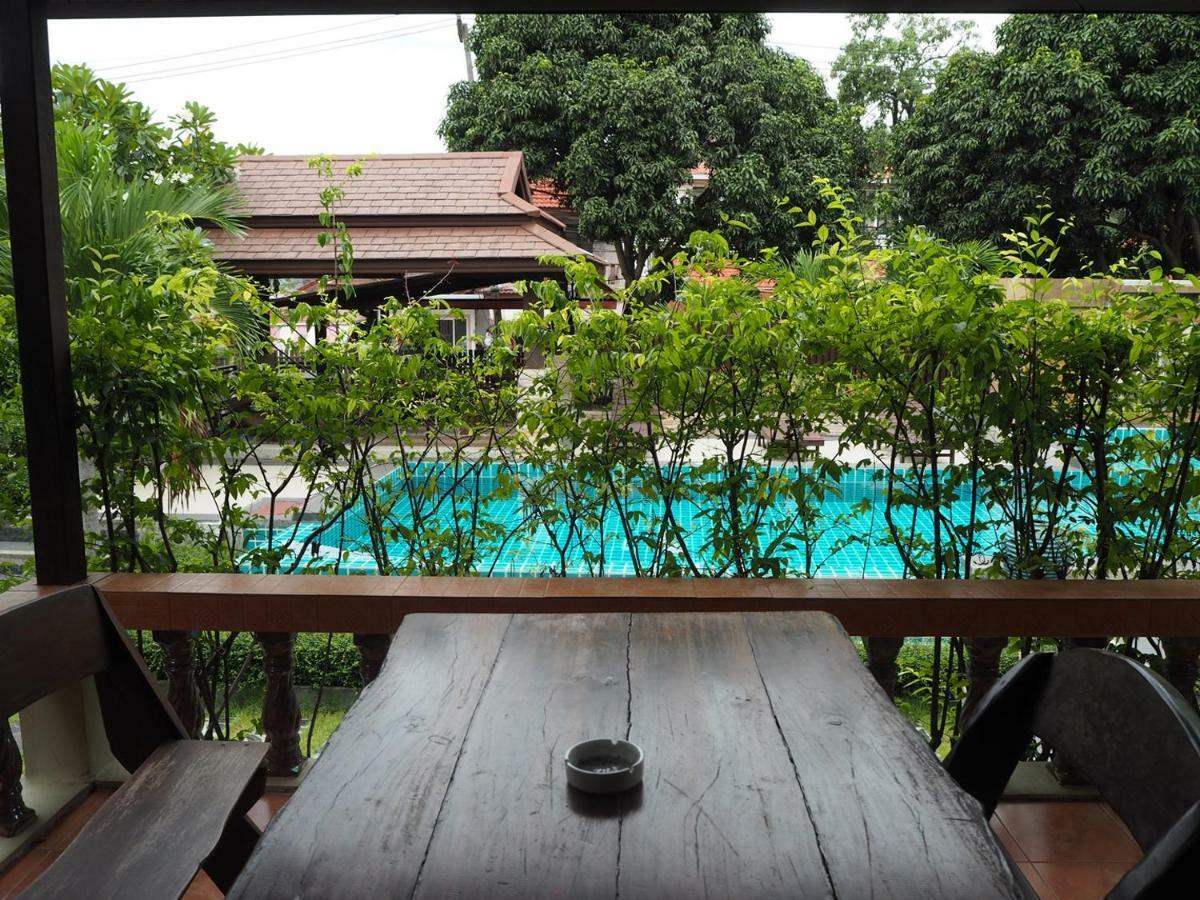 Baan Sala Lung Dam Bophut