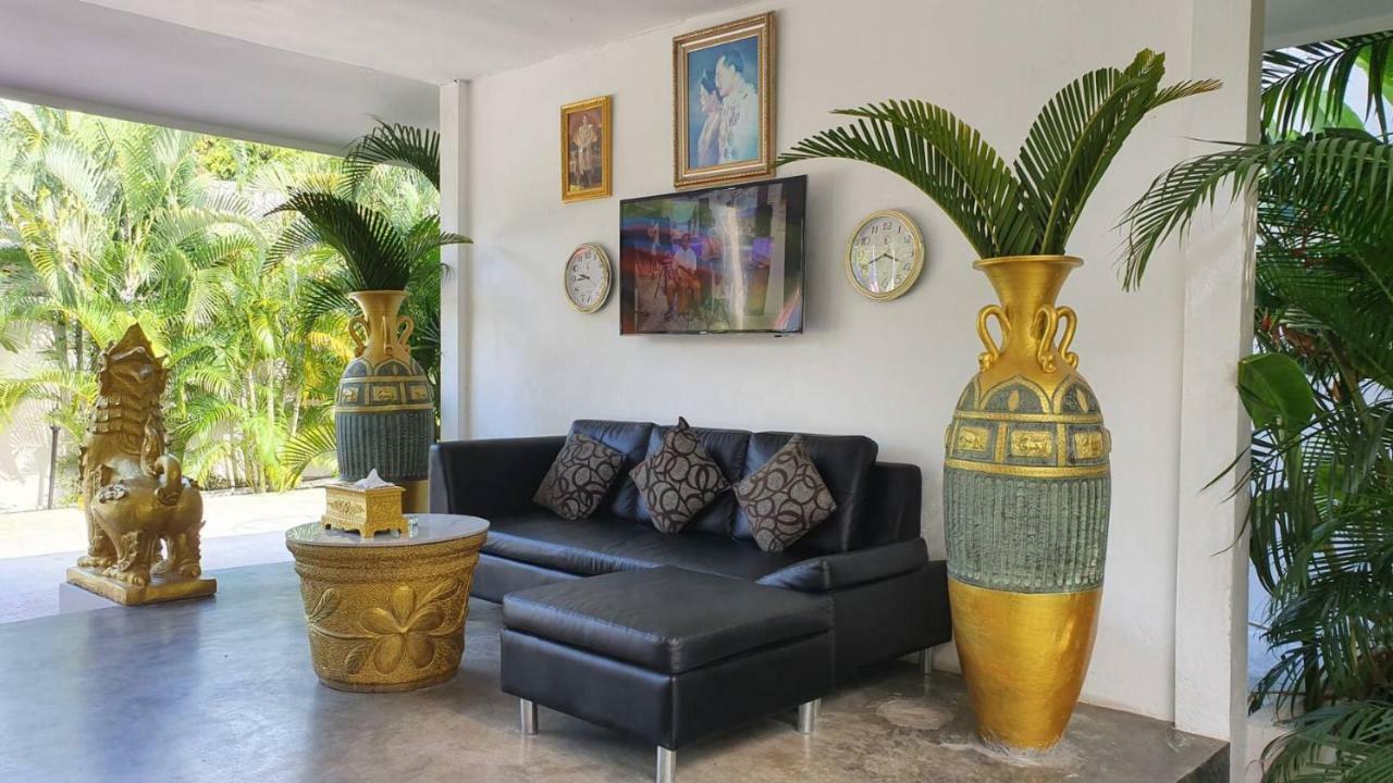 Coconutspalm Resort 4*