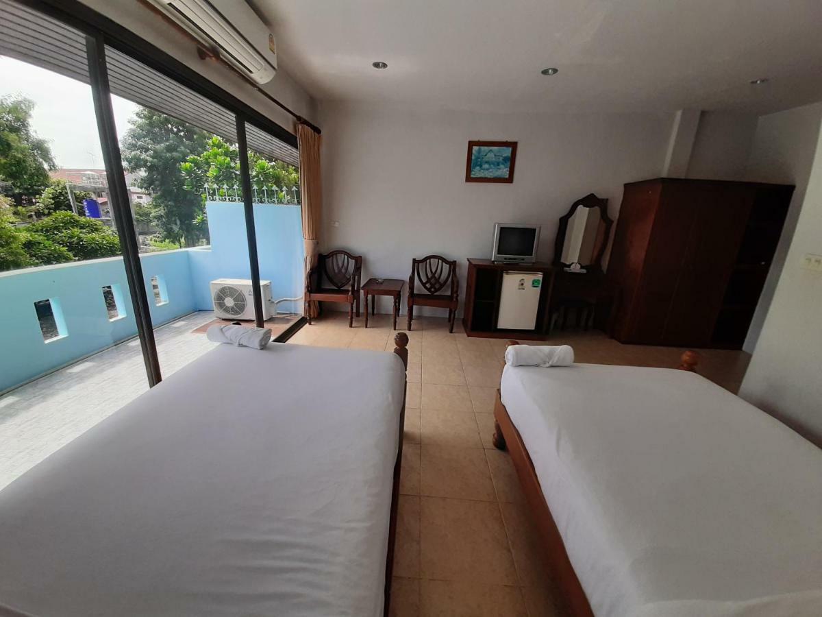 Holiday Guest House Gasthof 2*