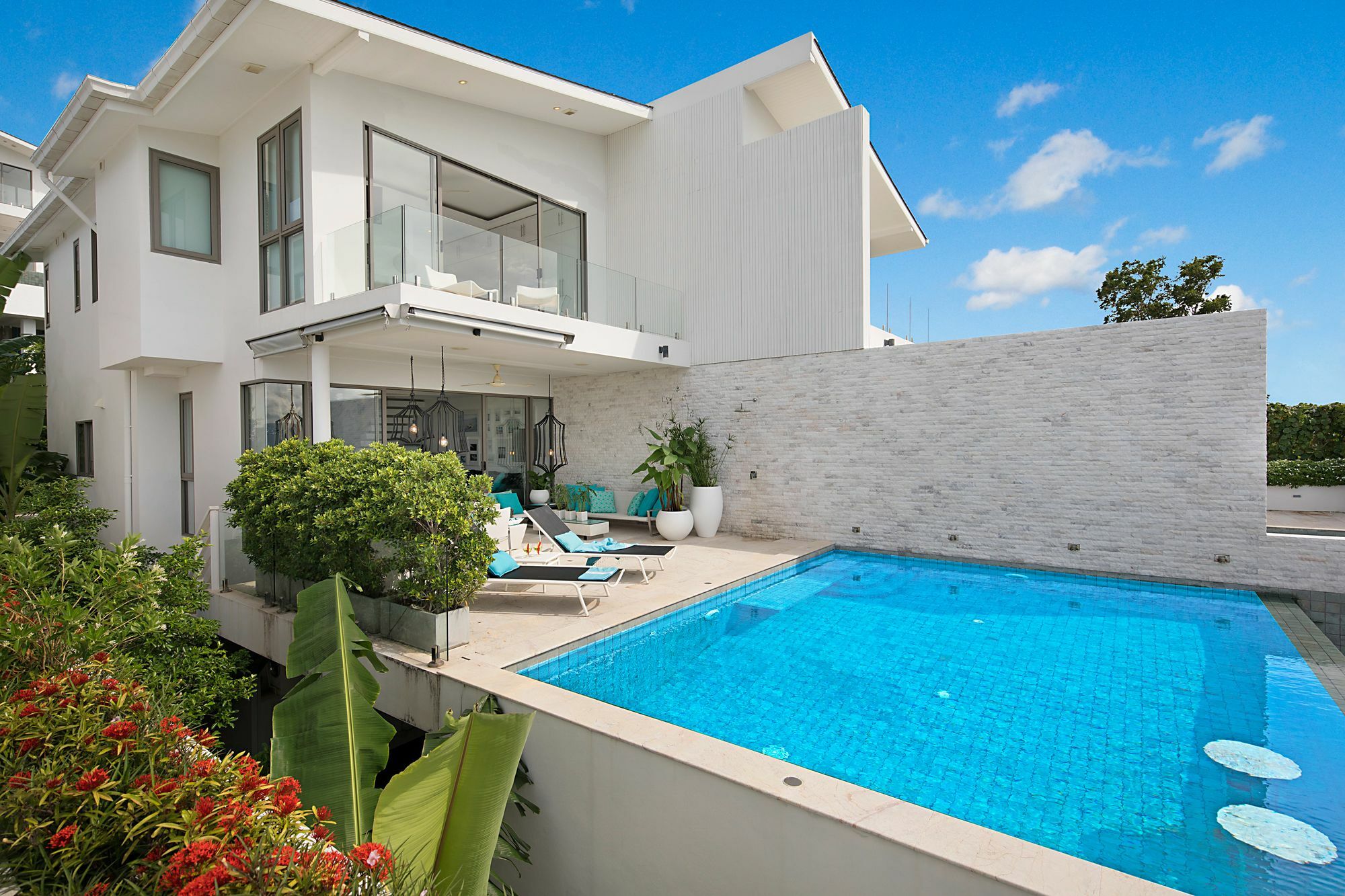Latitude 9 Villa