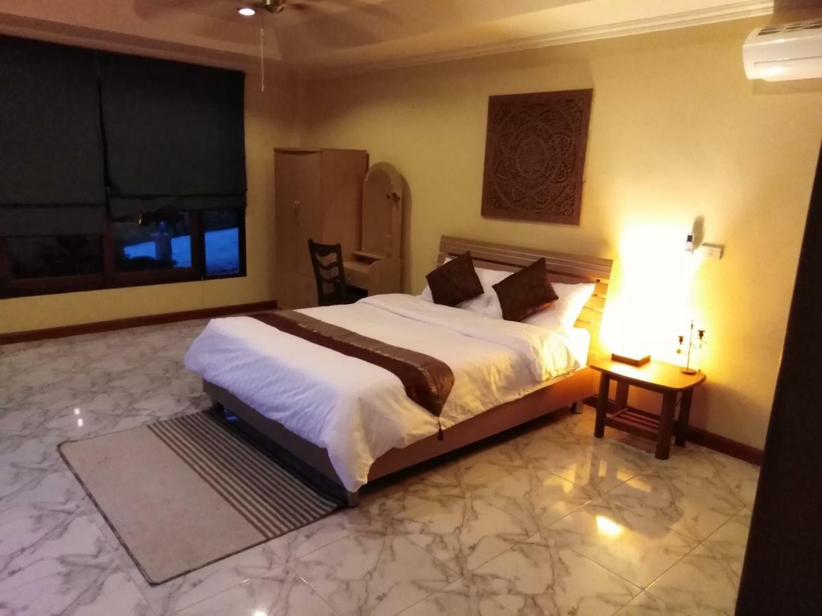 Spacious Ocean View Pool Villa Koh Samui