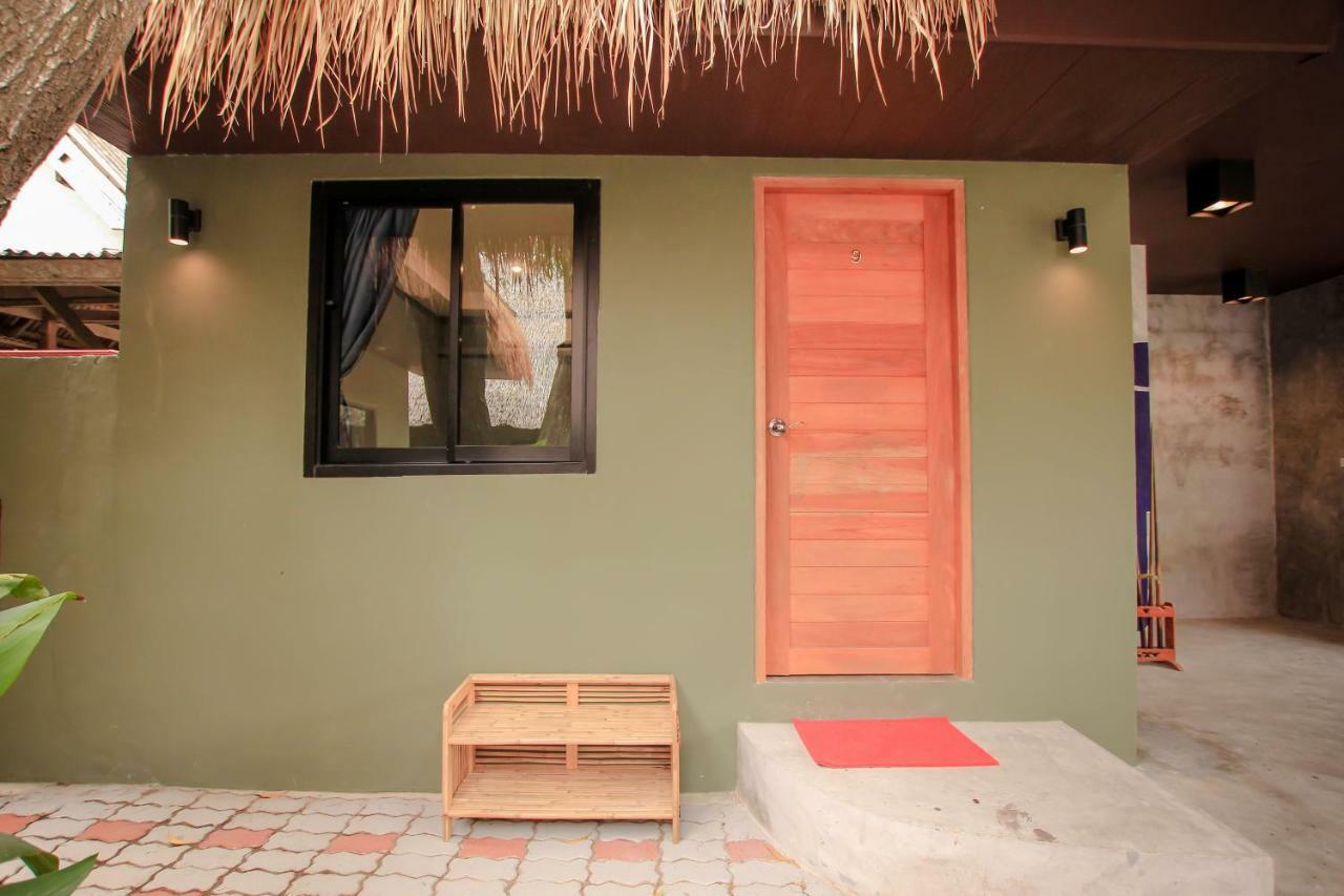 Bandon Bar & (adults Only) Hostel Lamai Beach (Koh Samui)