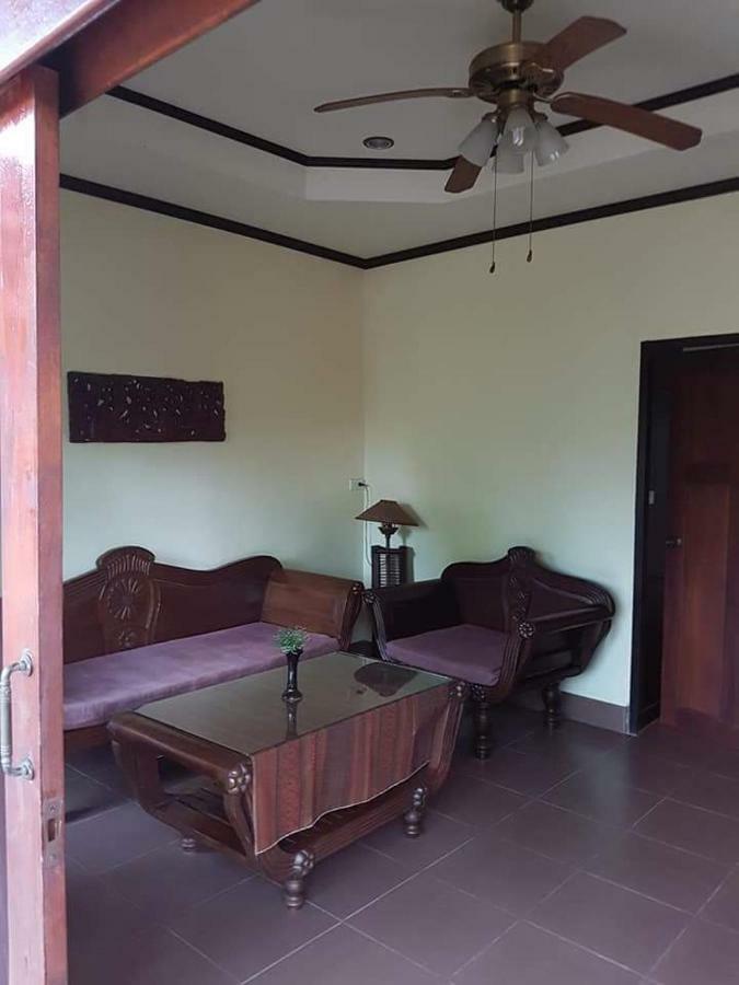 Niracha House *
