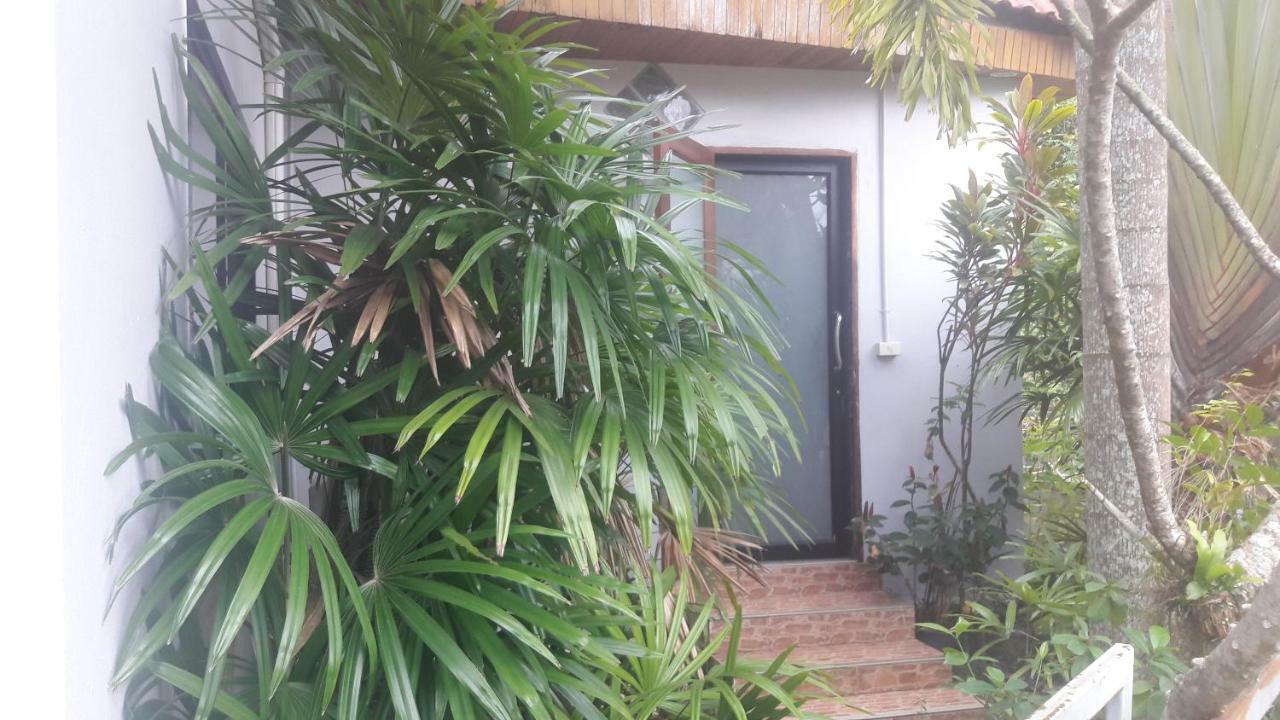 Honchana House