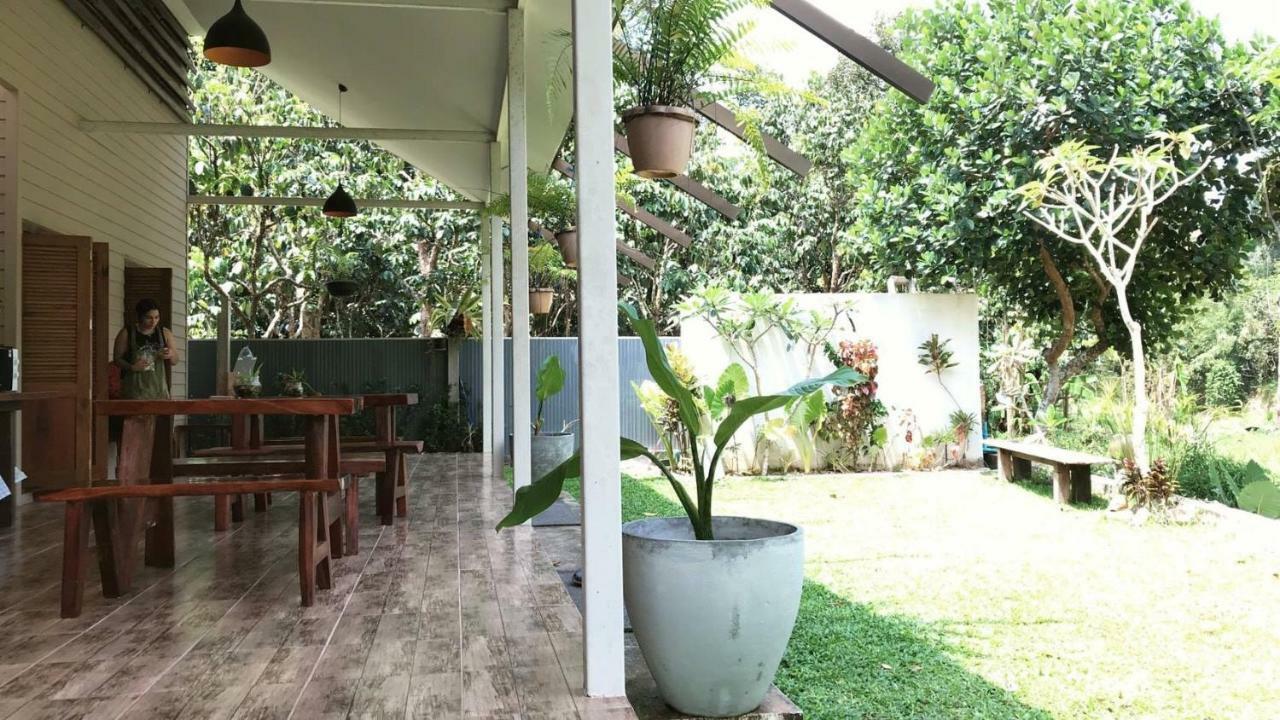 Baan Hinlad Waterfall Hostel