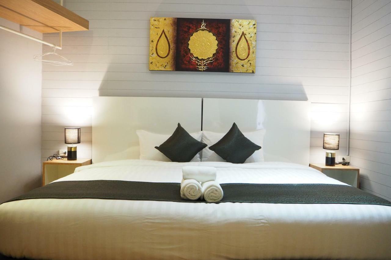 Mlp Pod (adults Only) Albergue