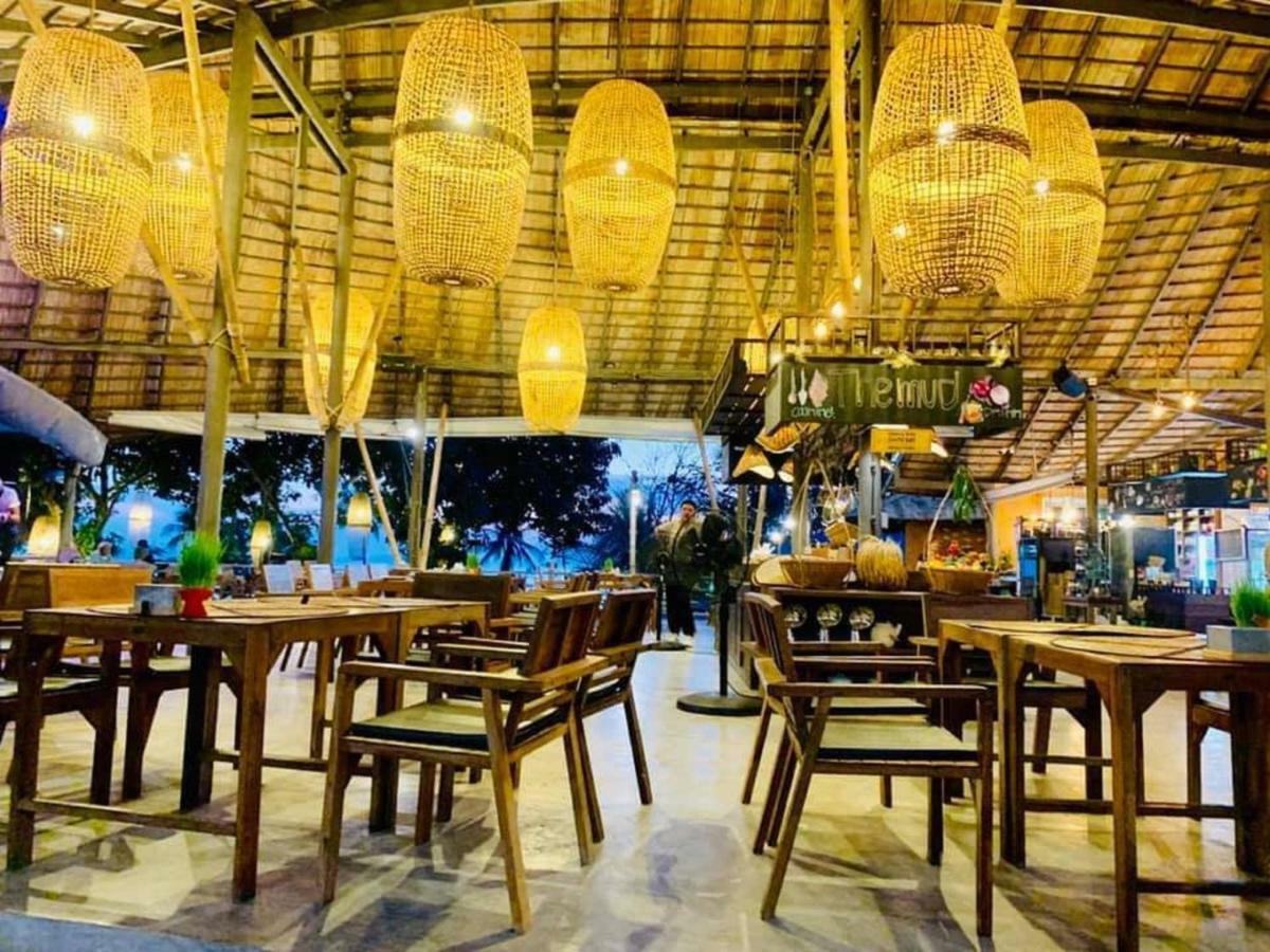 The Mud Bamboo Cafe And Beds