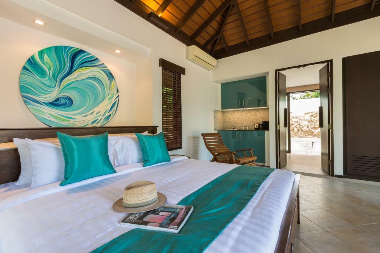 Divina - Stunning Pool 3 Mins Walk To Villa *
