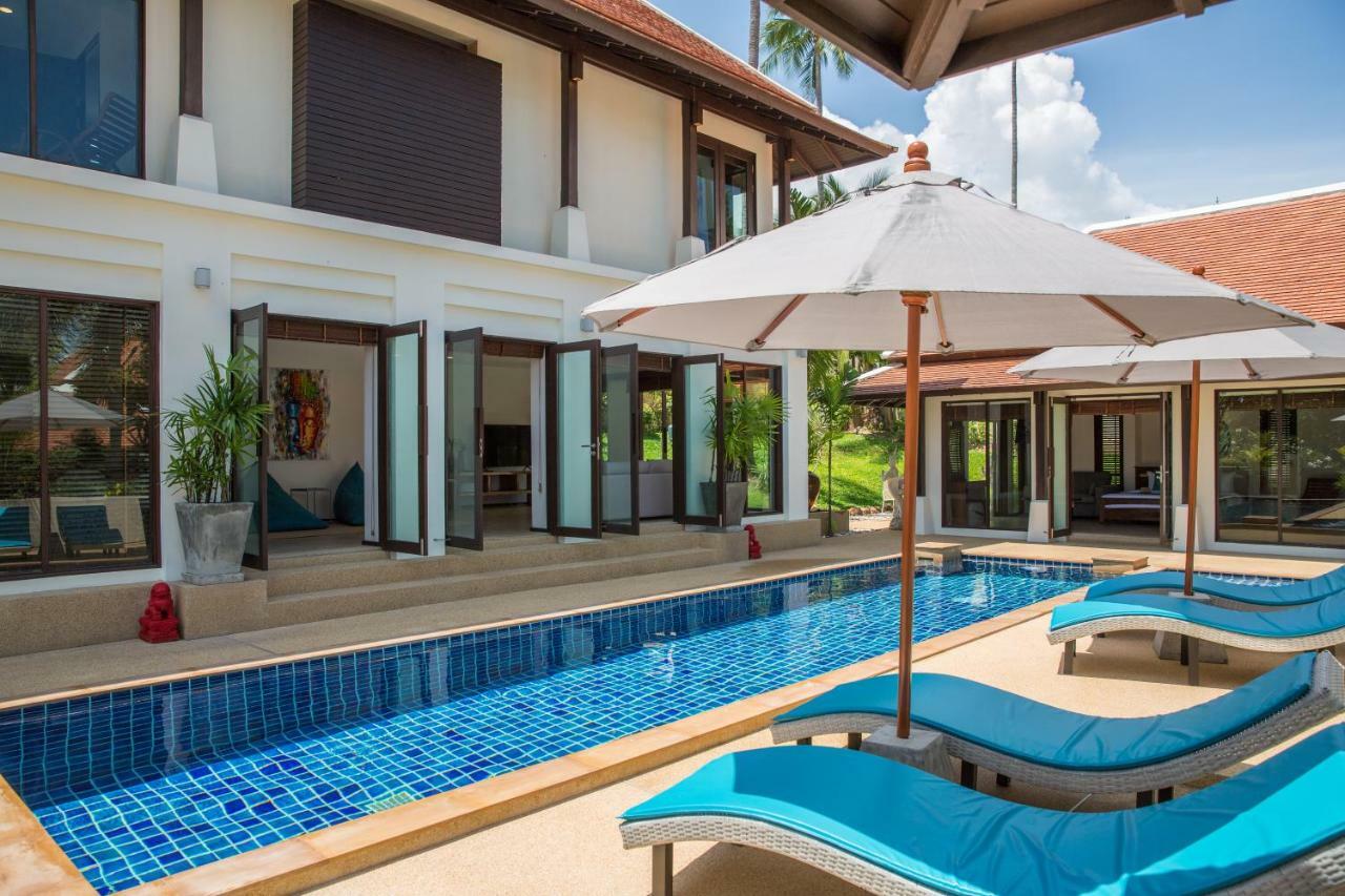 Villa Divina - Stunning Pool 3 Mins Walk To