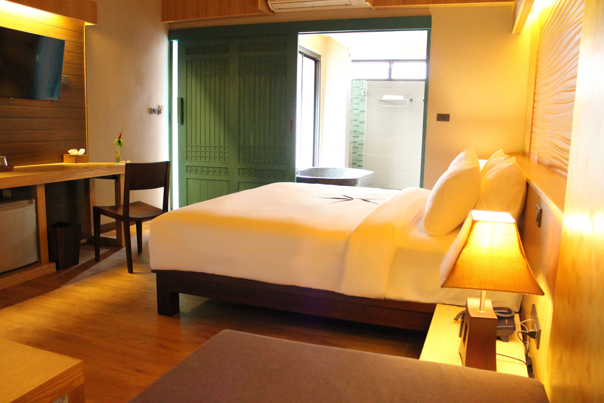 Hotel By Weekender Maret