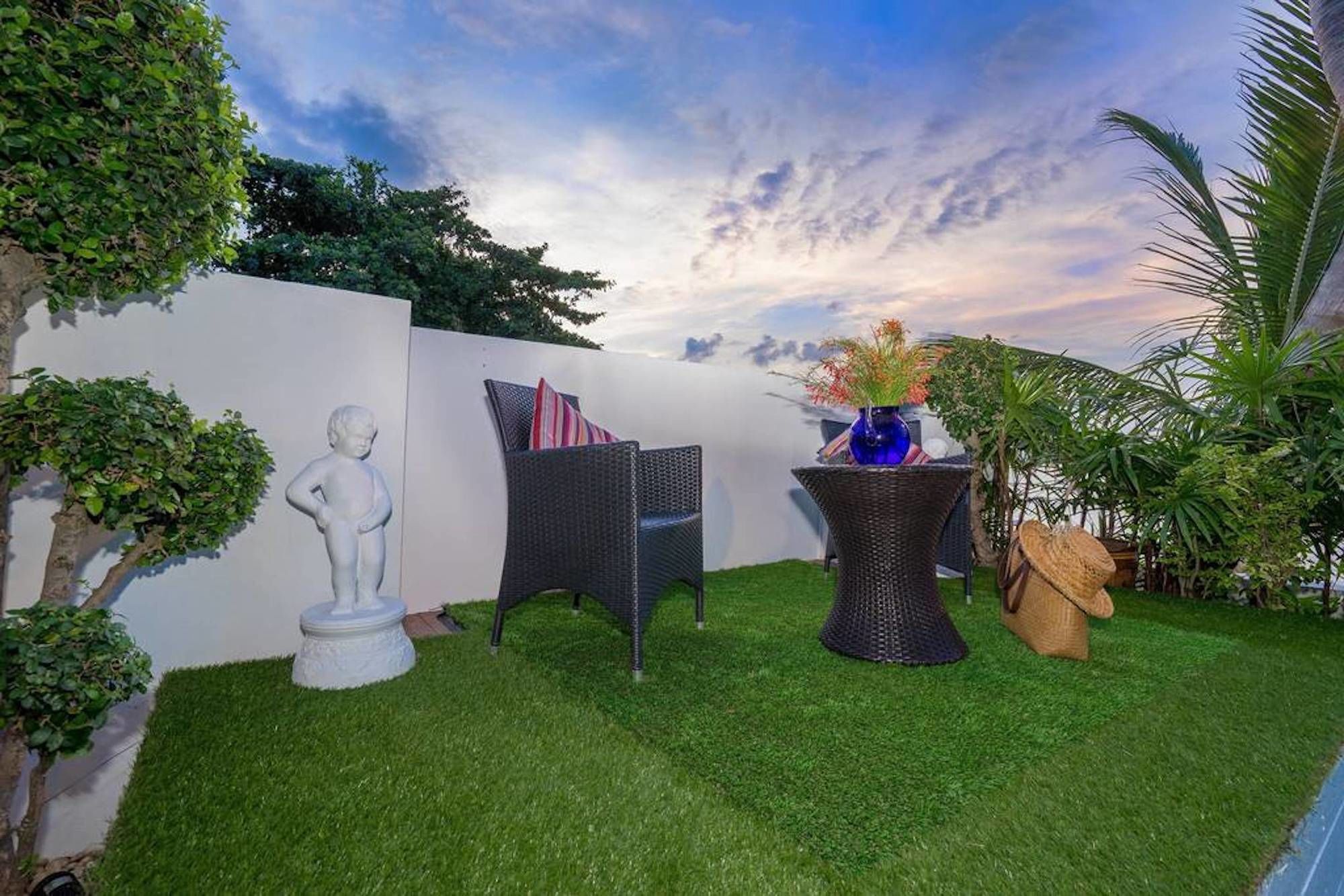 2 Bedroom Front Bangrak Villa *
