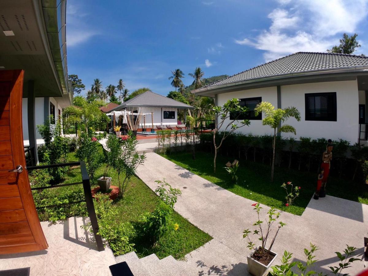 Hotel Golden 3*