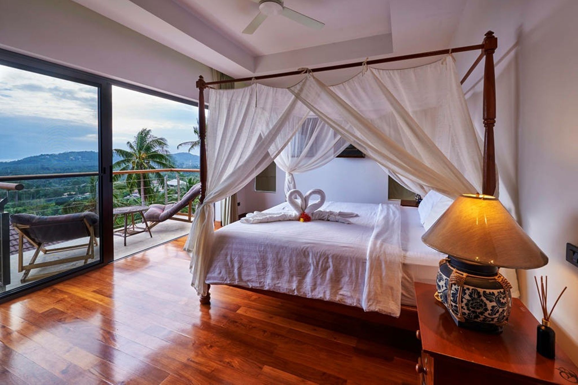 5 Bedroom Seaview Lamai Maret