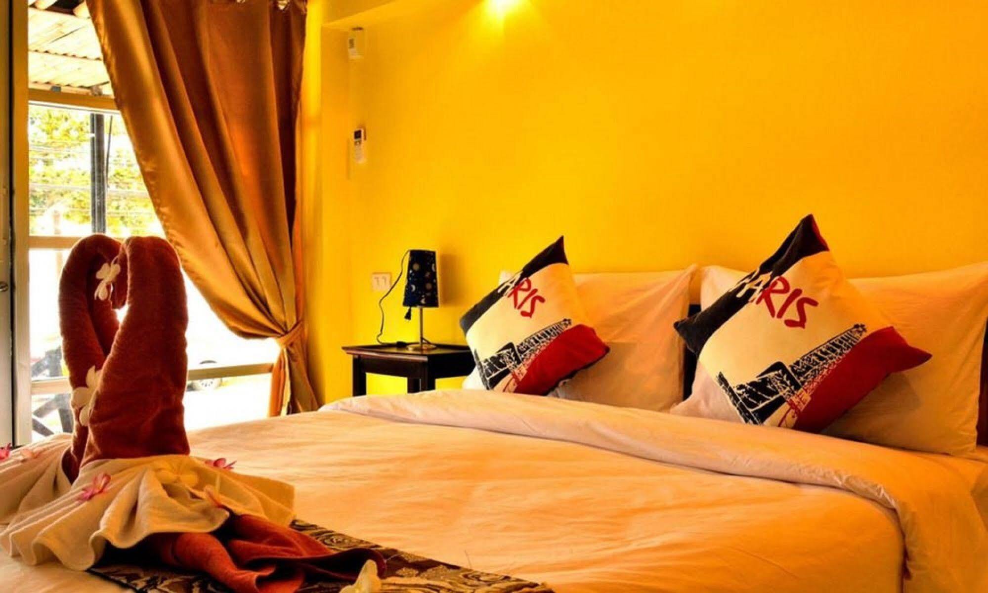 Hostel Zone6 Coworking Old 2w Hostel, Koh Samui Bophut